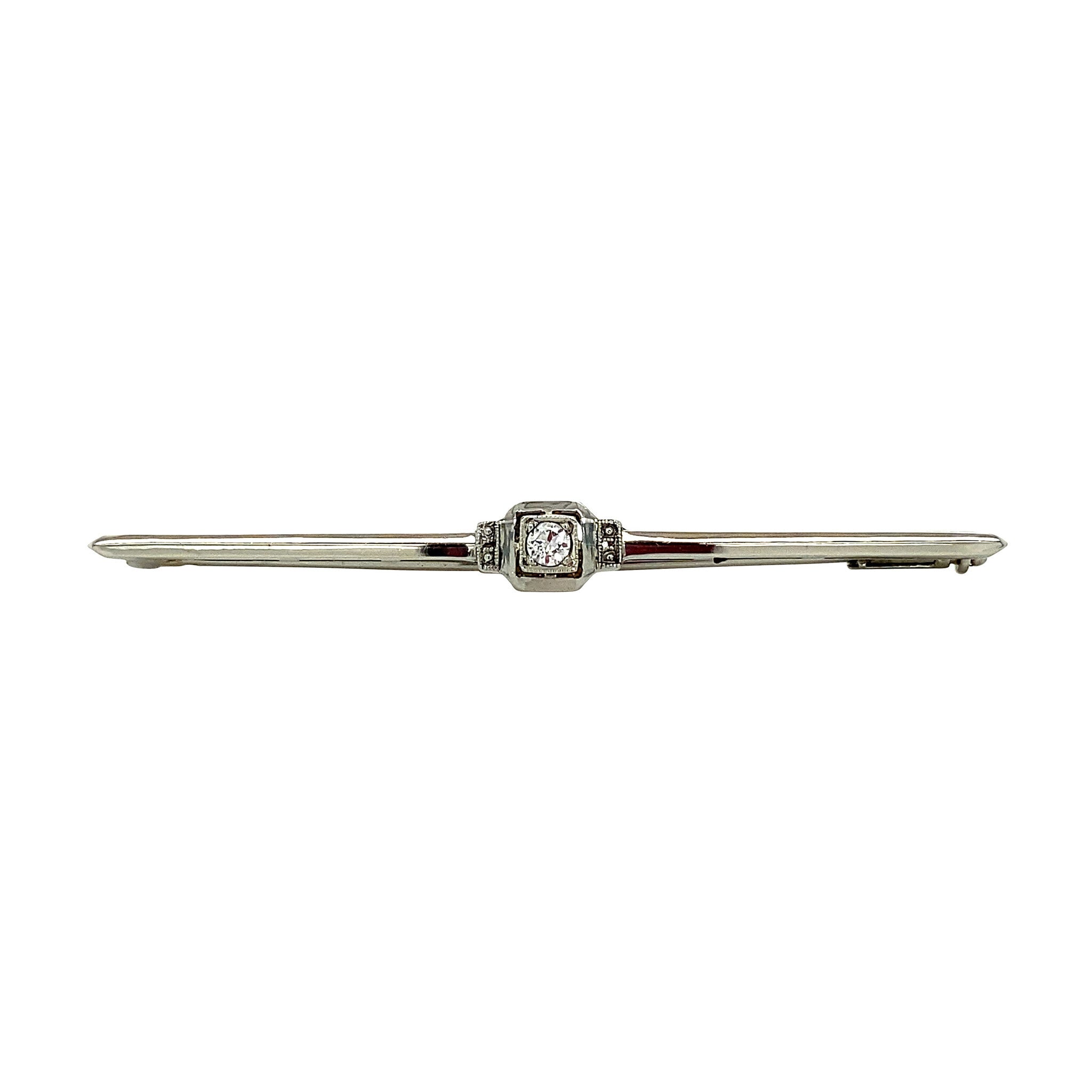 14 kt white gold brooch with diamond