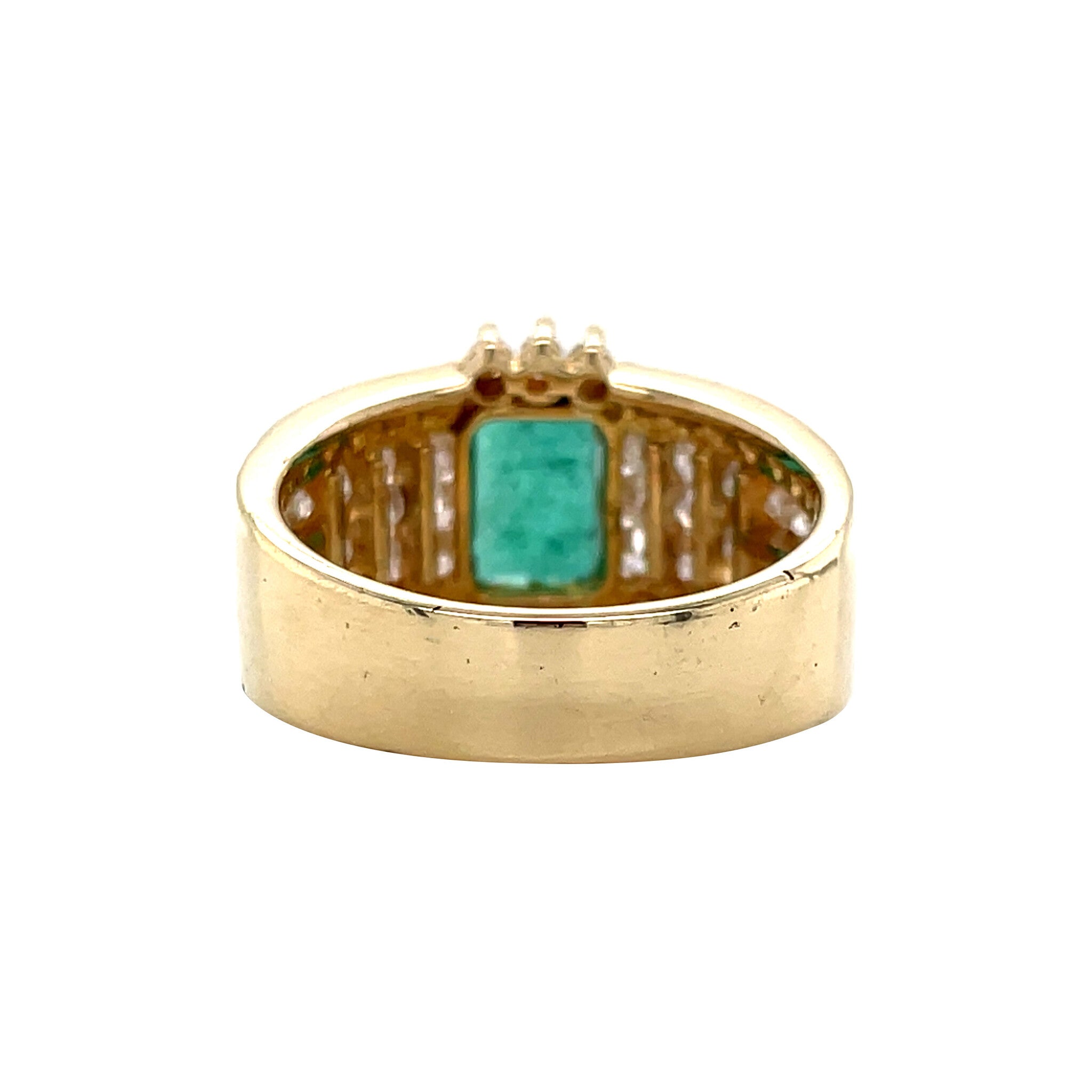 Vintage 14 kt gold ring with emerald and diamond