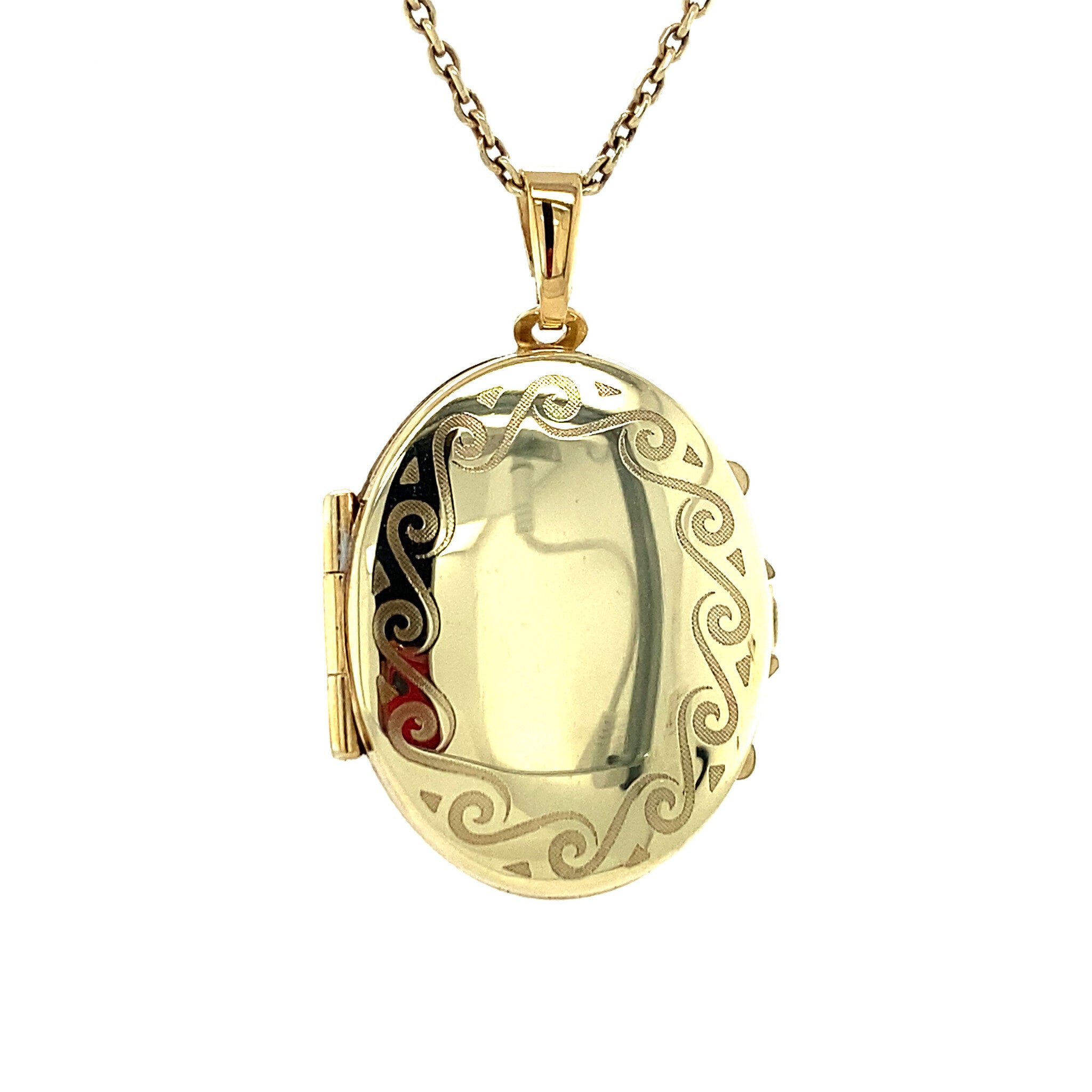 14 kt gold medallion with engraving