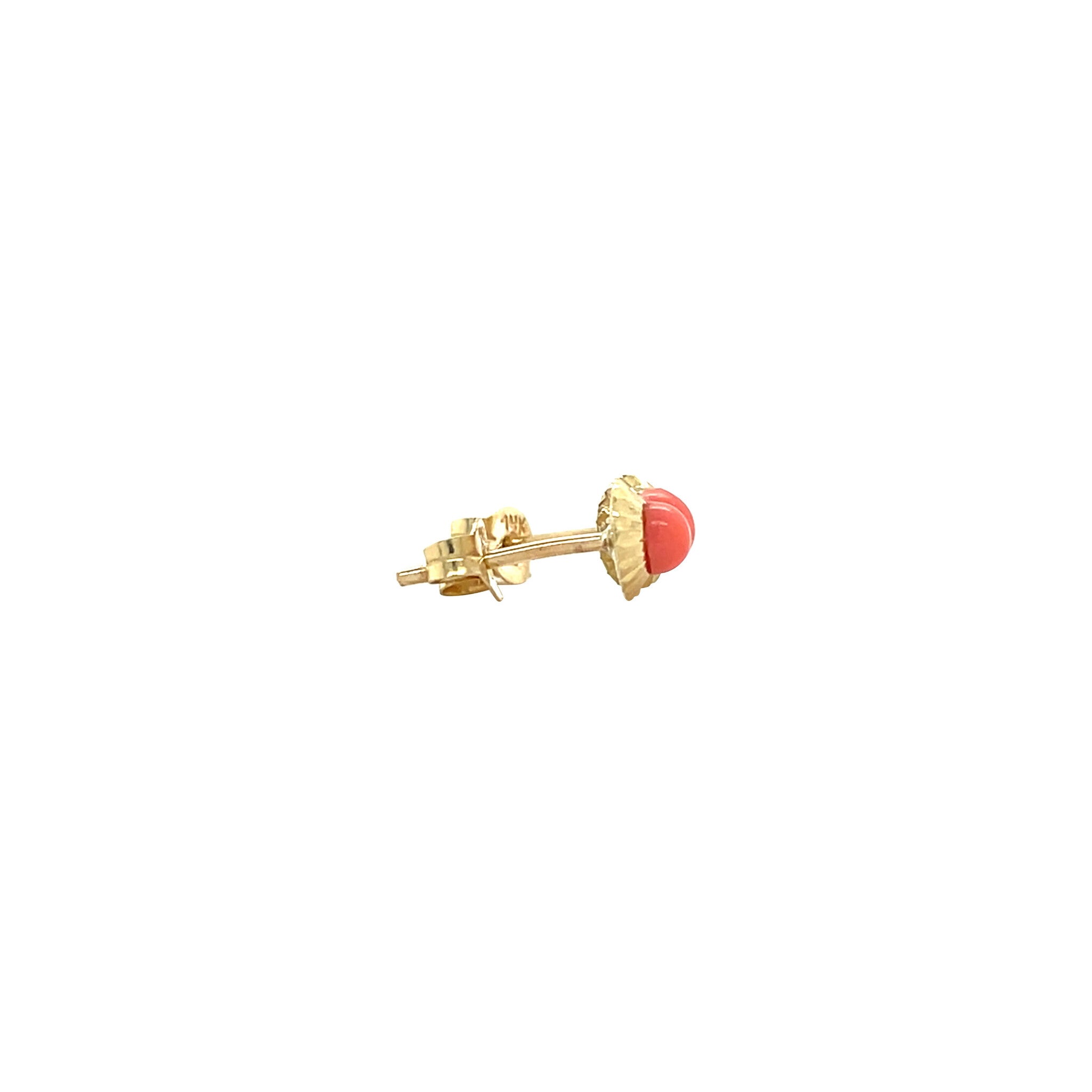 Gouden vintage oorstekers met bloedkoraal 14 kt
