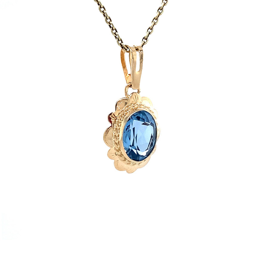 Vintage gold pendant with spinel, 14 kt