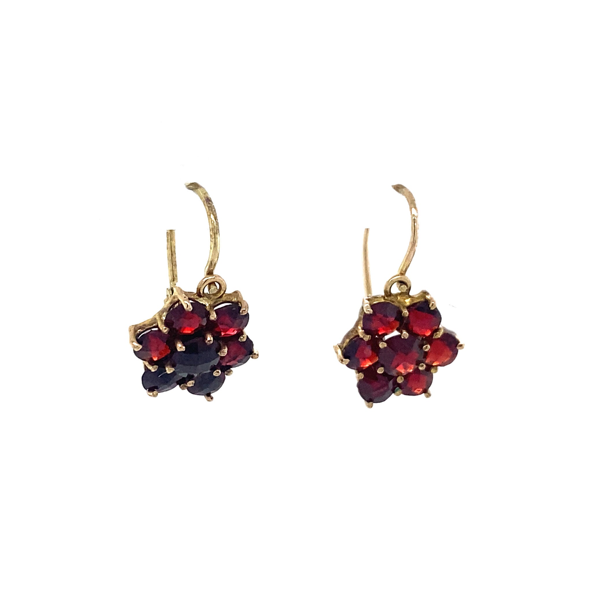 Dormeuse entourage oorhangers met granaat 8 krt