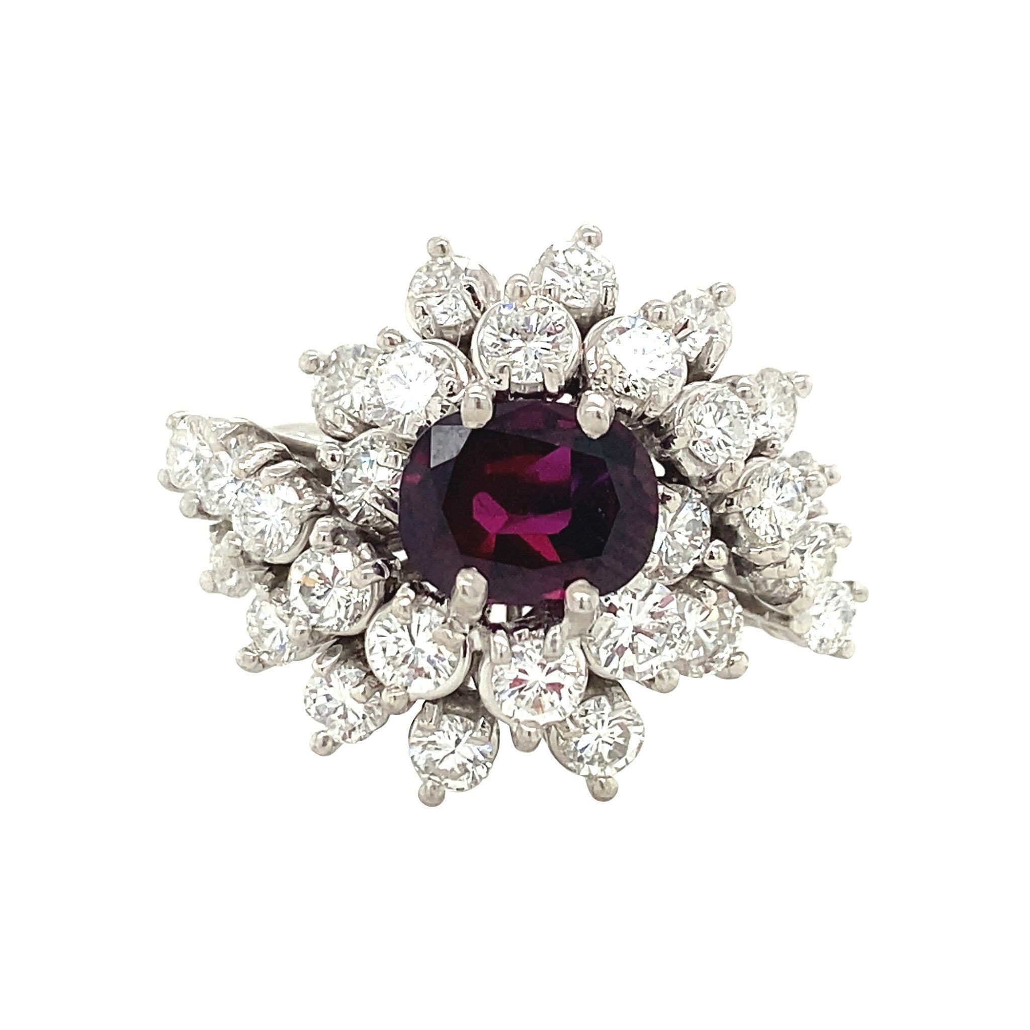 14 kt white gold ring with natural ruby and diamond