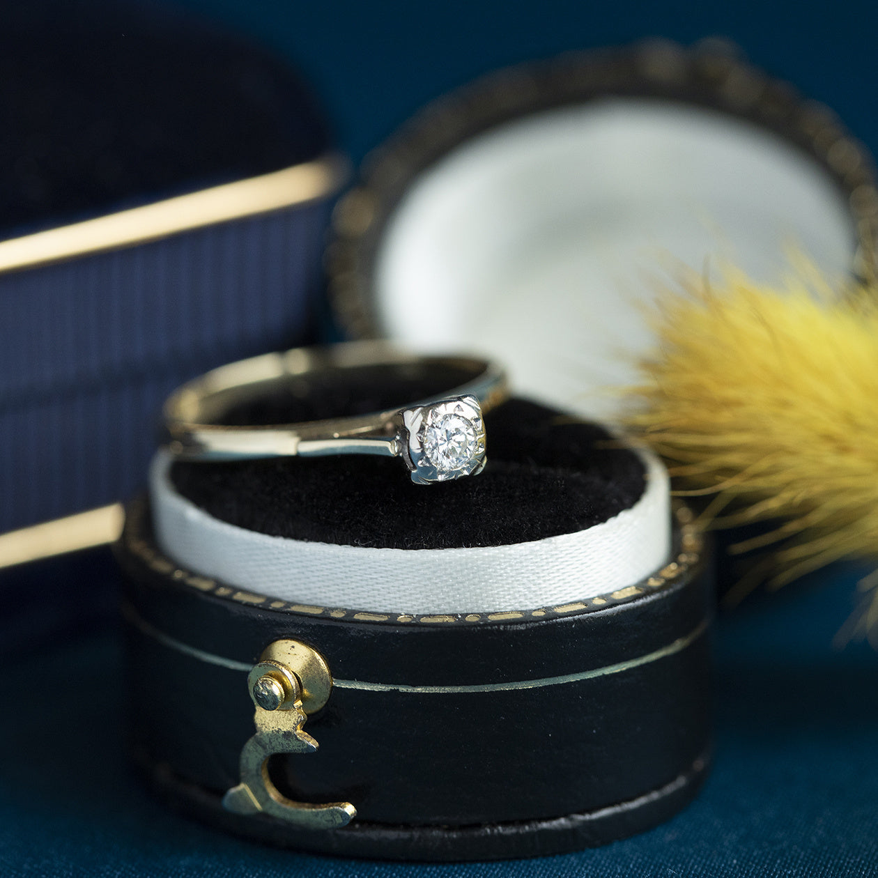 Gouden solitair ring met diamant 14 krt