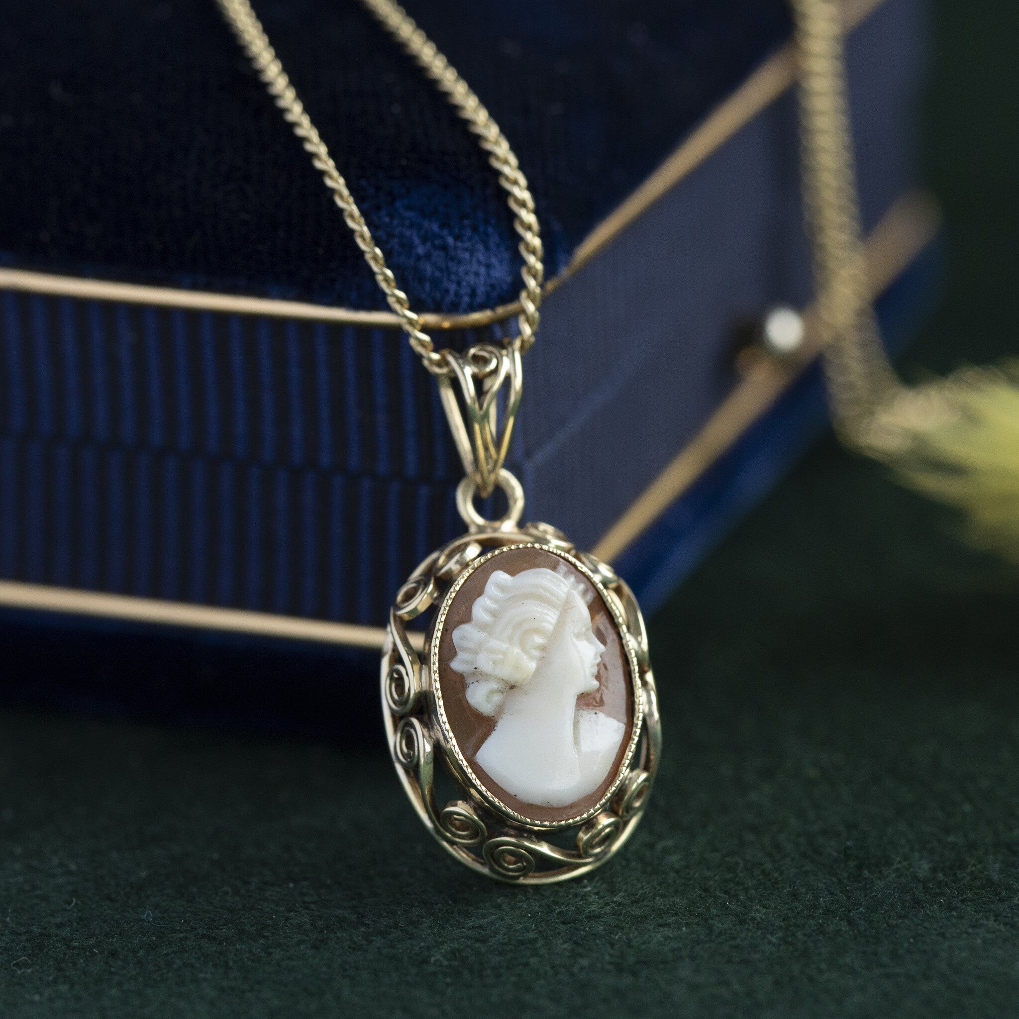 Gouden hanger met camee 14 krt