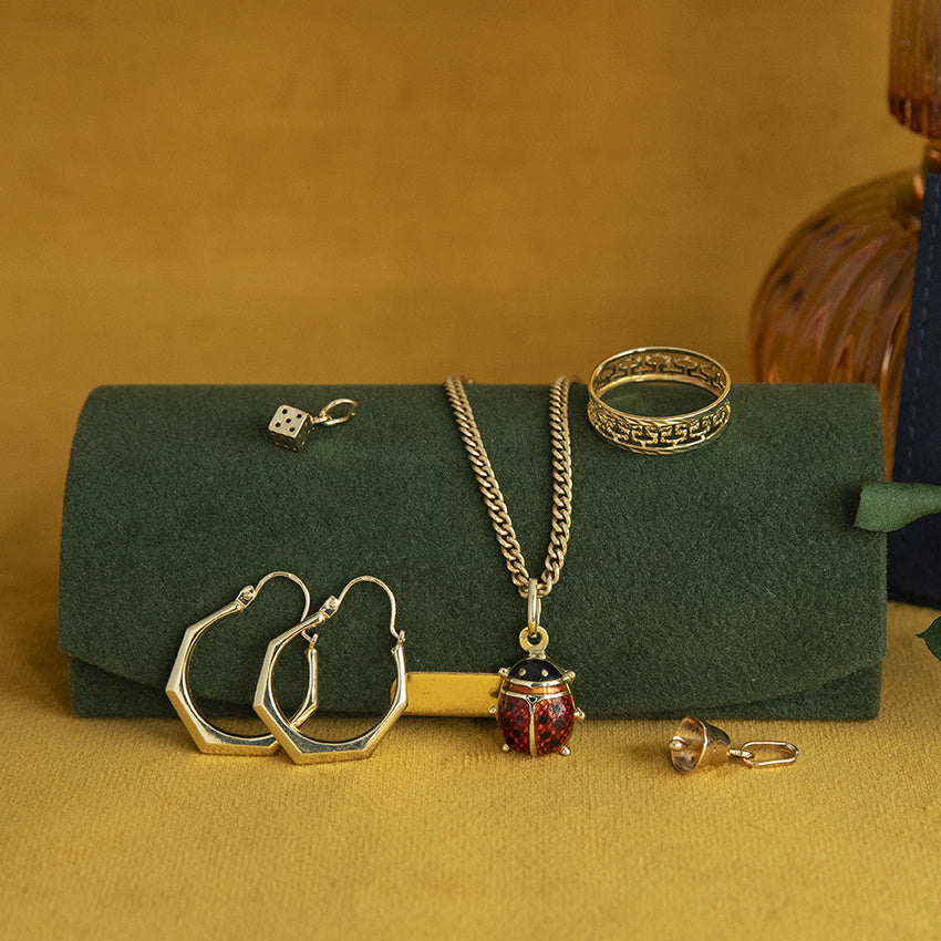 Gouden vintage dobbelsteen hanger 14 kt