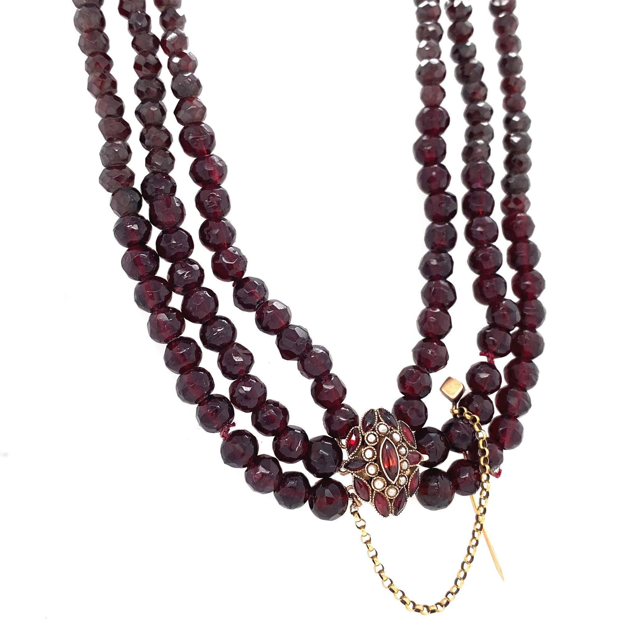 Granaat collier met gouden siersluiting 14 krt