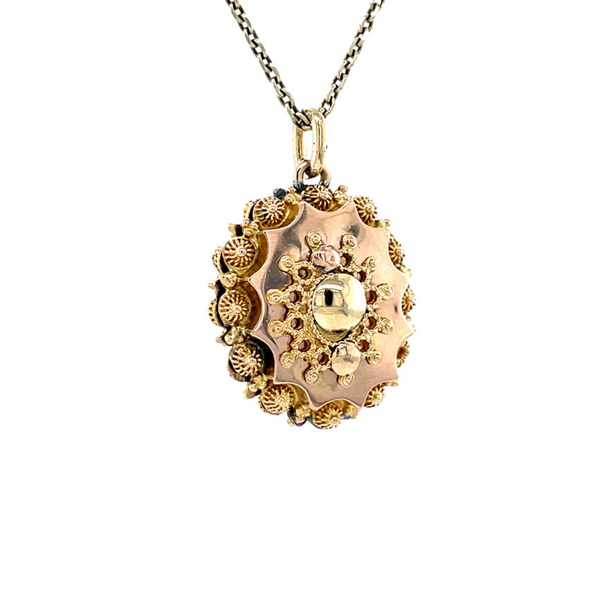 Vintage 14 kt gold filigree pendant