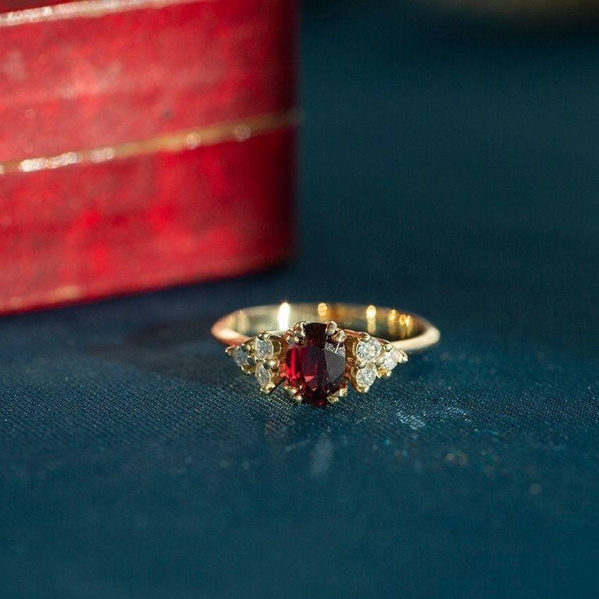 Audrey ring 14 krt - Merlot