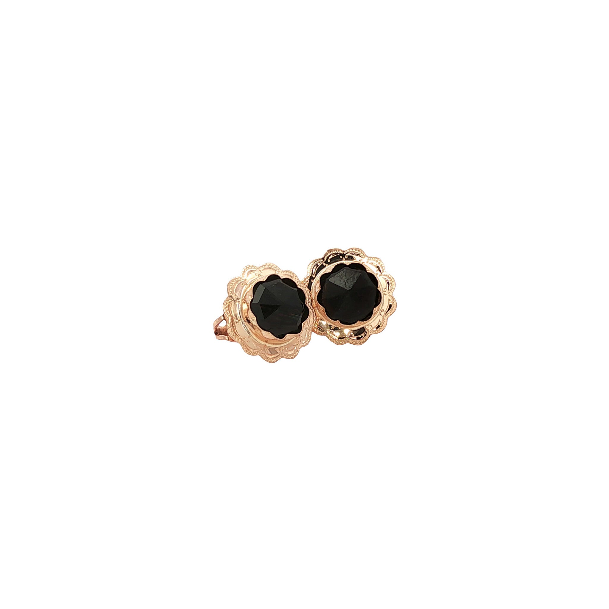 Rose gold stud earrings with garnet 14 kt