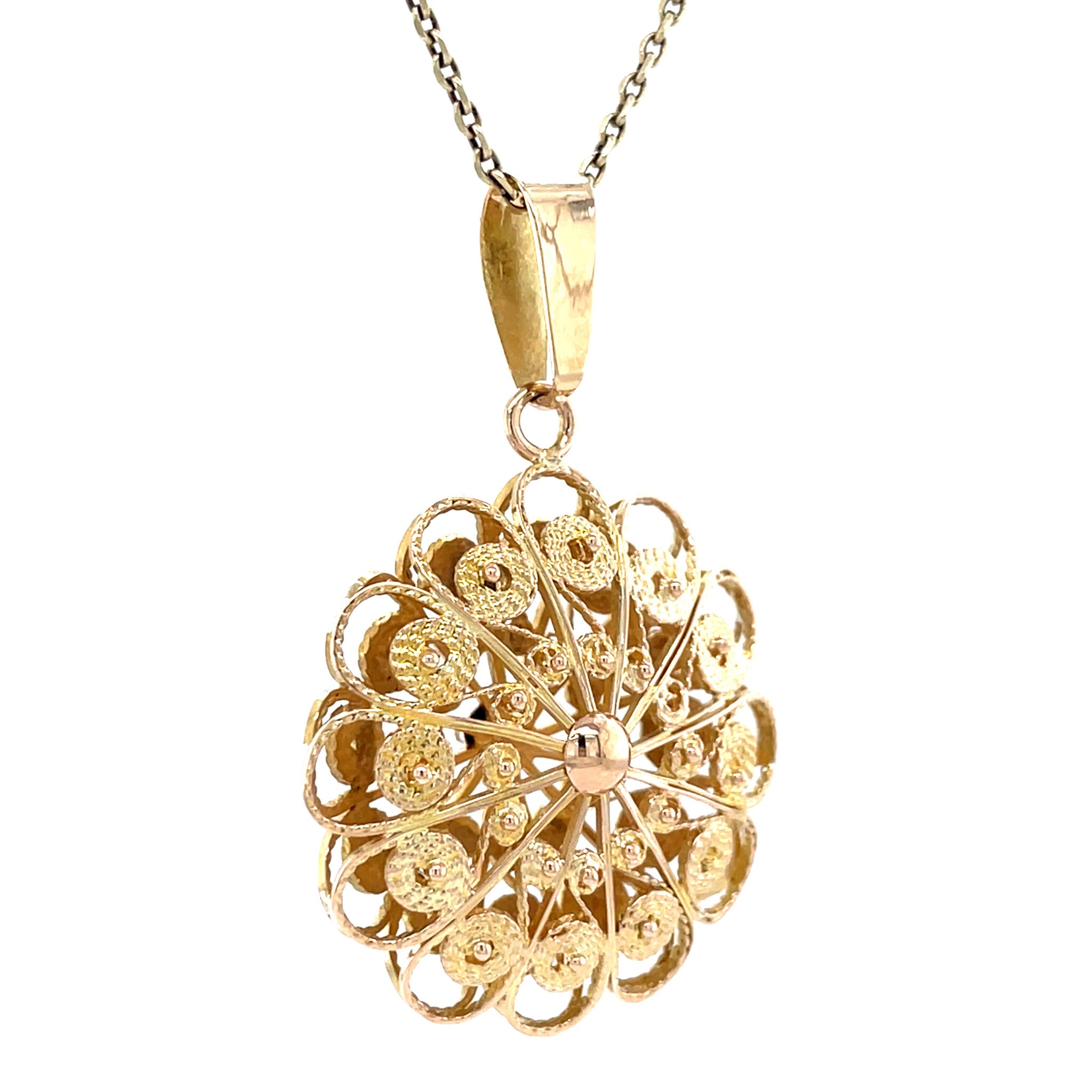 Vintage gold filigree pendant 14 kt