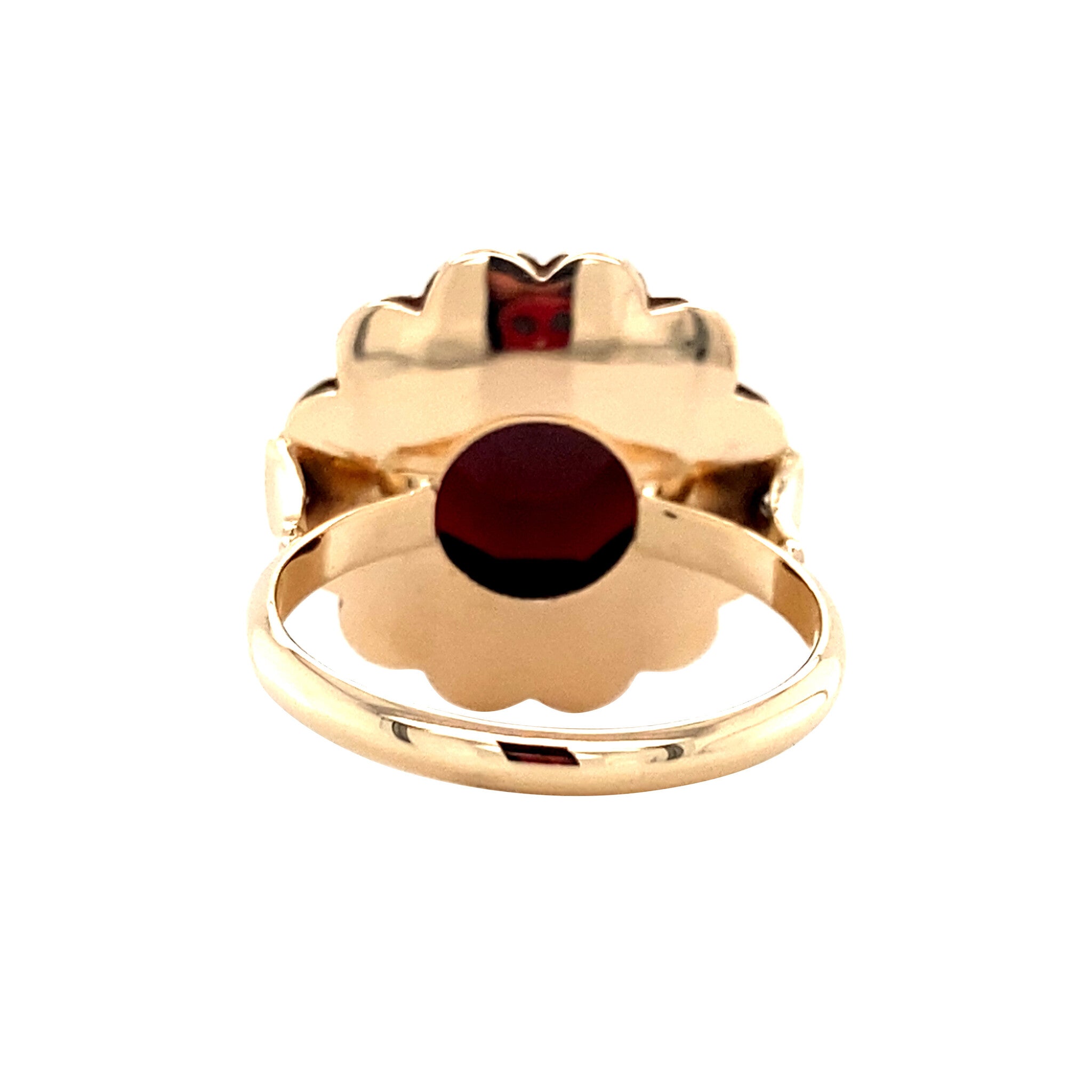 14 kt gold ring with garnet