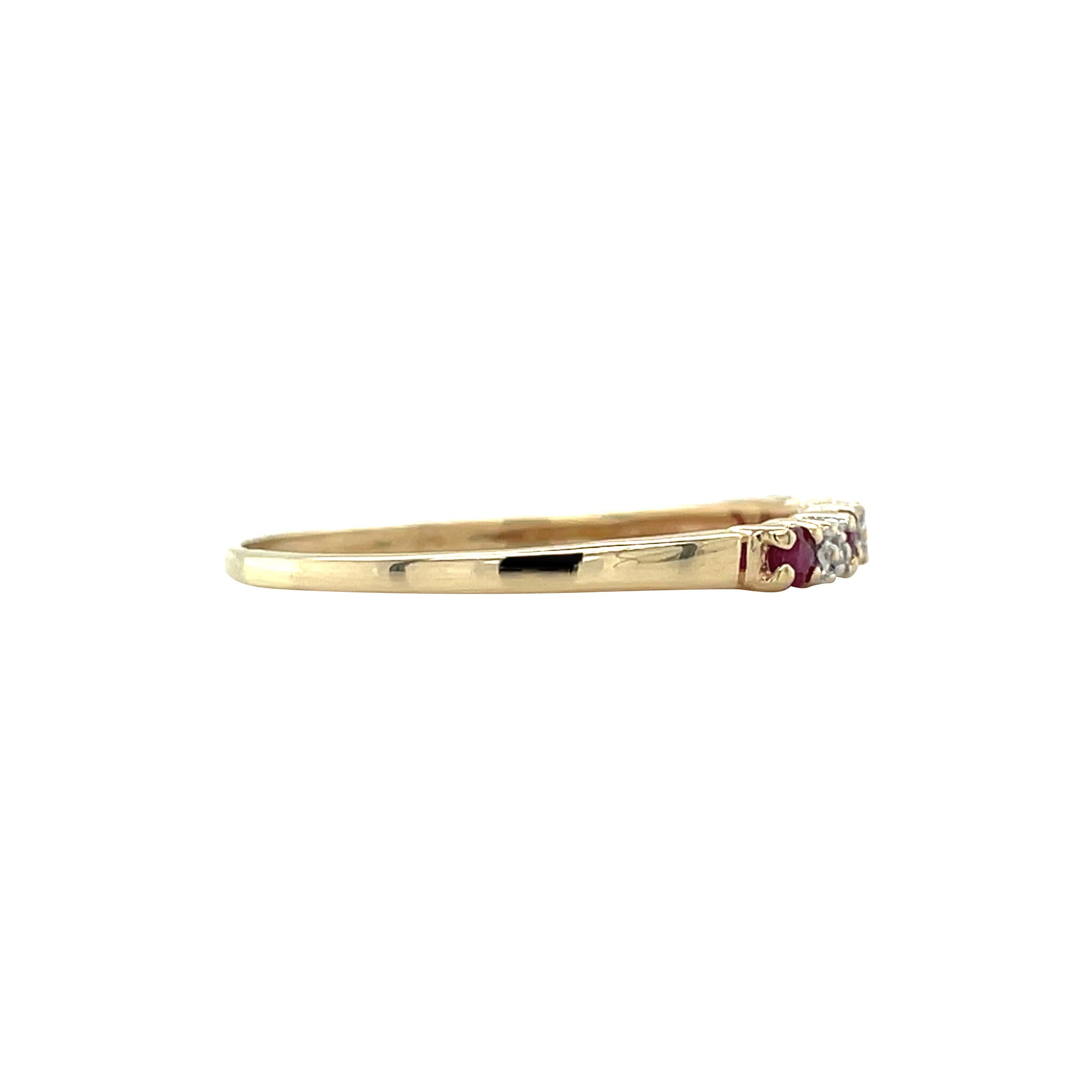 Gold vintage row ring with ruby and diamond 14 kt