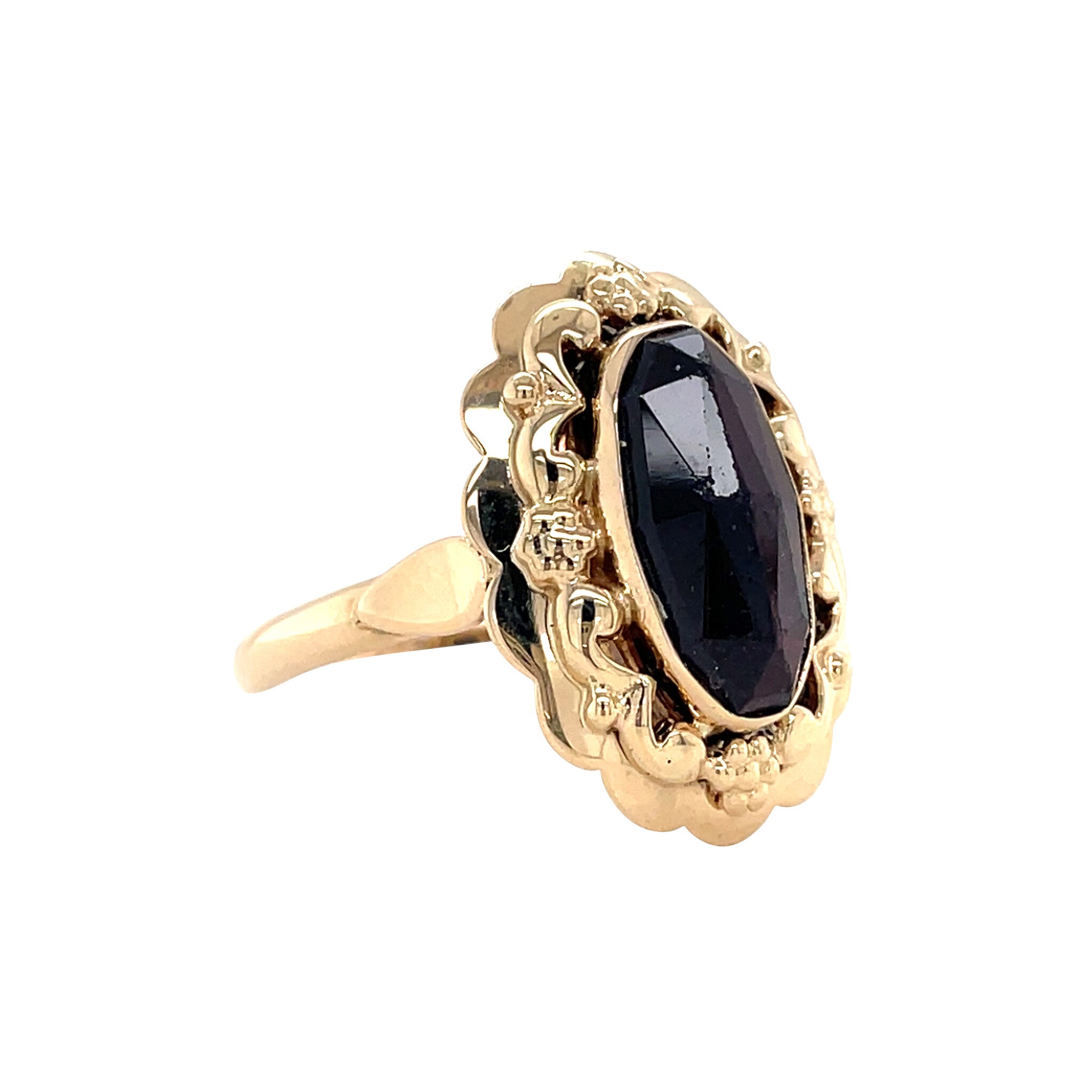 Gouden vintage ring met granaat 14 kt