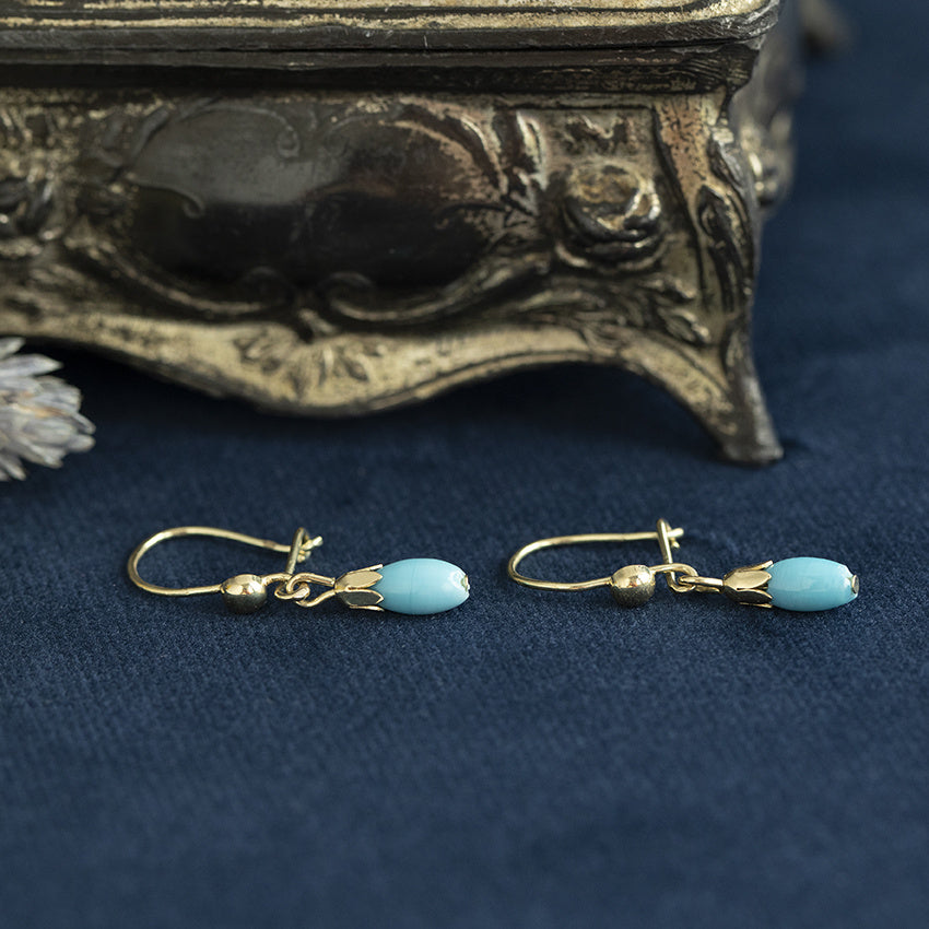 Gouden vintage oorhangers met kleursteen 14 krt