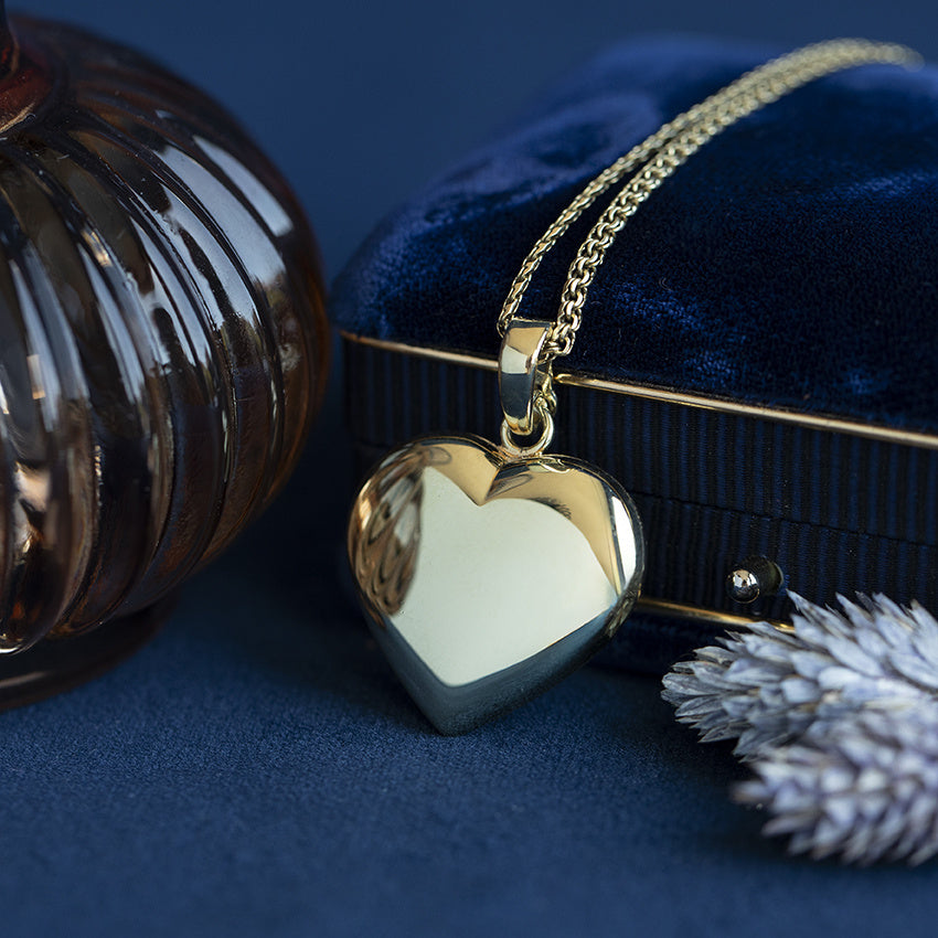 Vintage gold heart pendant 14 kt