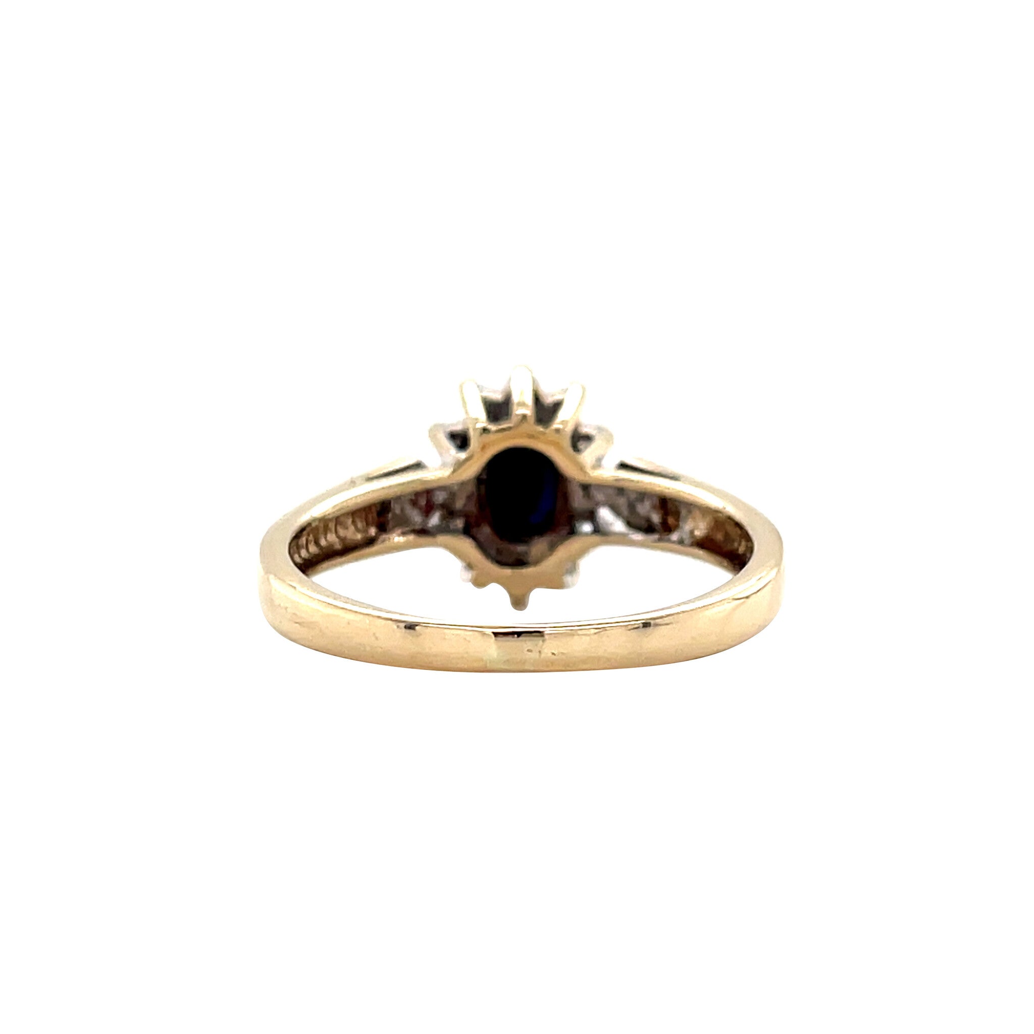 Vintage halo ring with sapphire and diamond, 9 kt