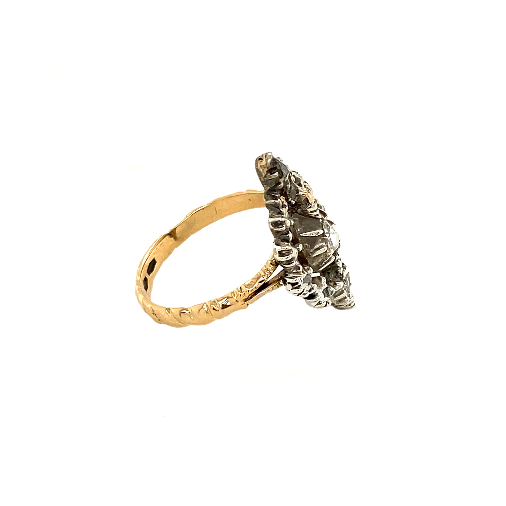 Gold ring with rose-cut diamond 18 kt/925