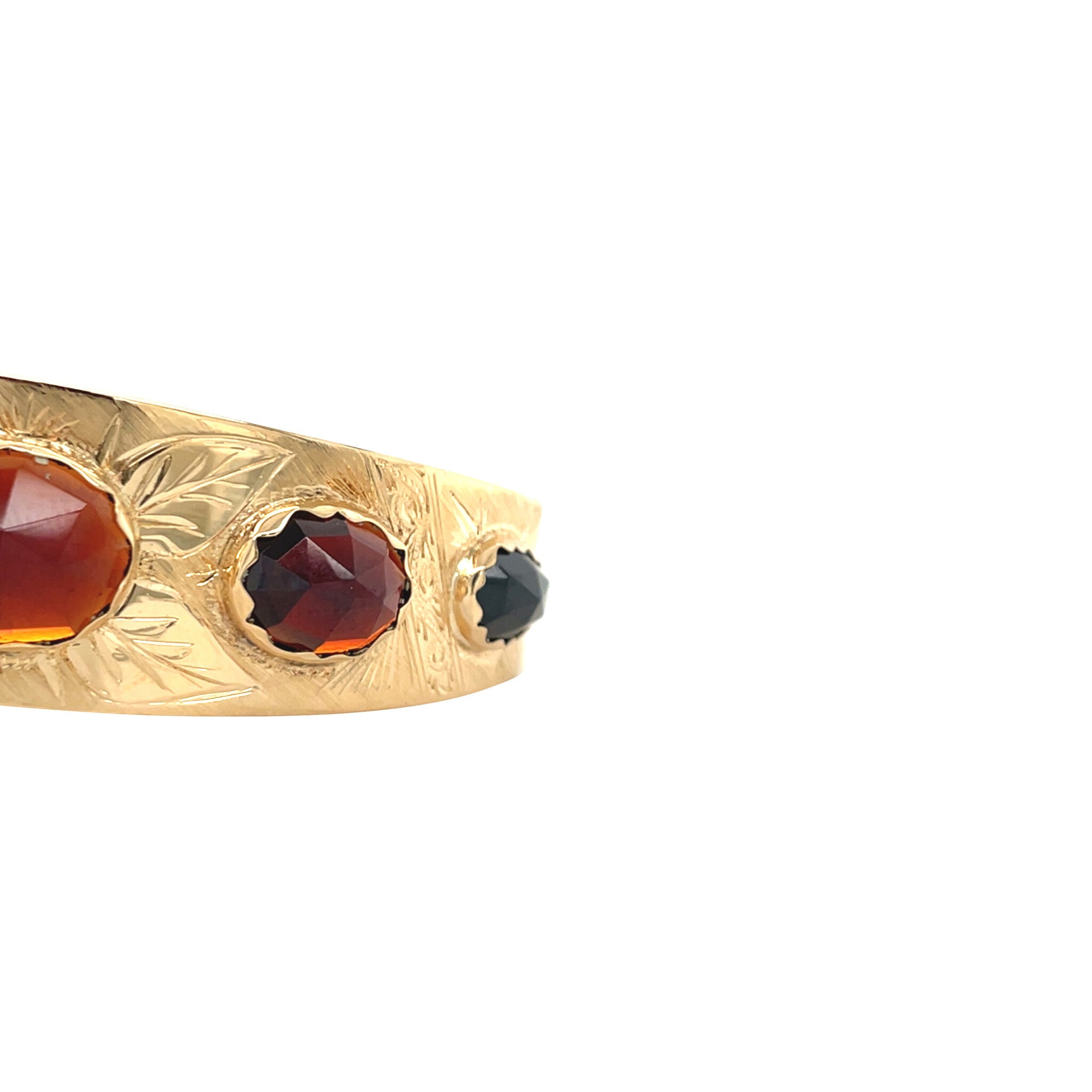 Gouden vintage bangle met granaat 14 kt