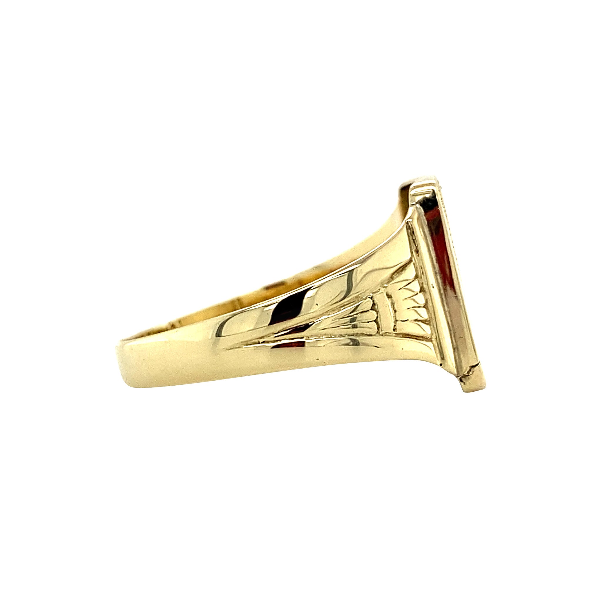 14 kt gold signet ring with engraving