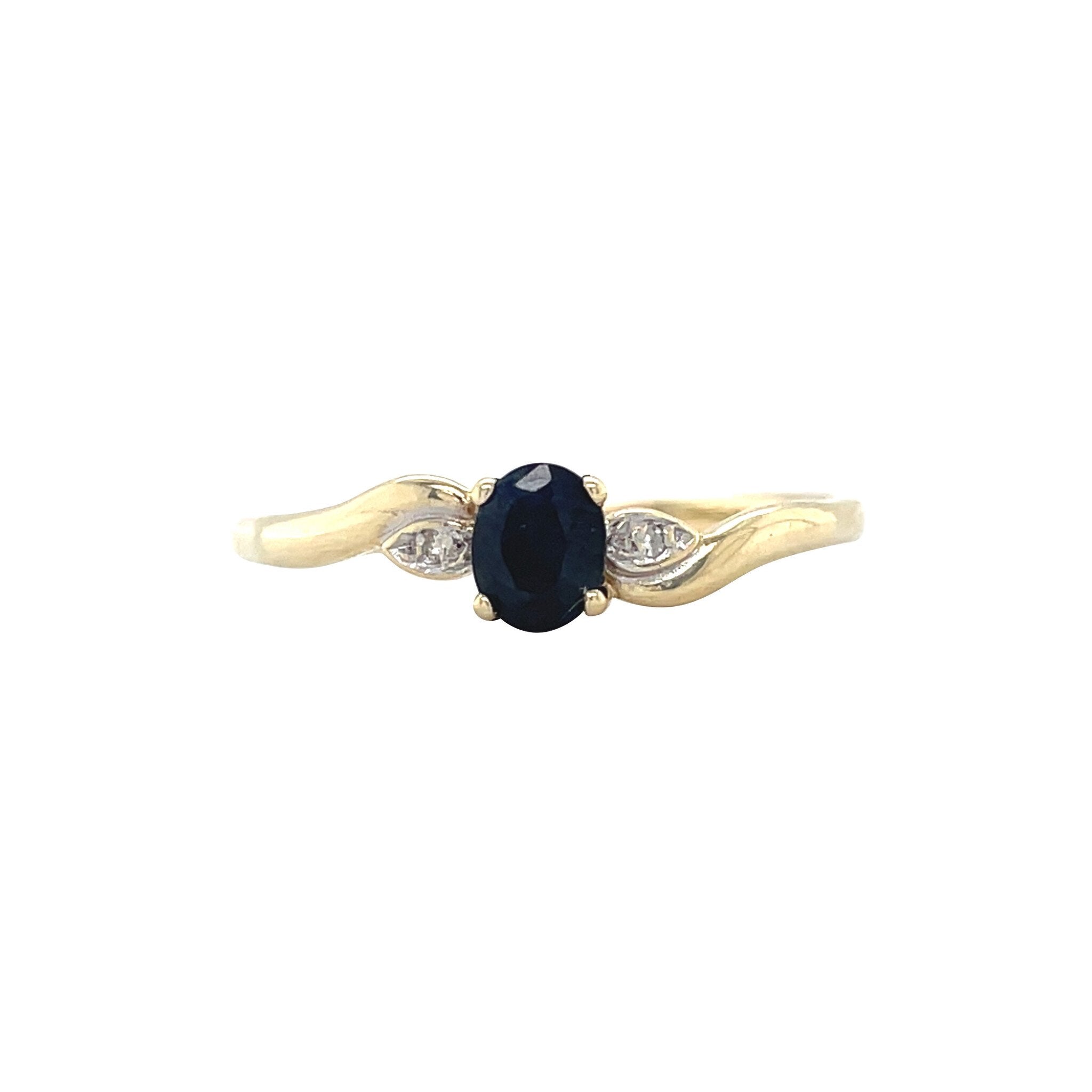 Vintage 14 kt gold slag ring with sapphire and diamond
