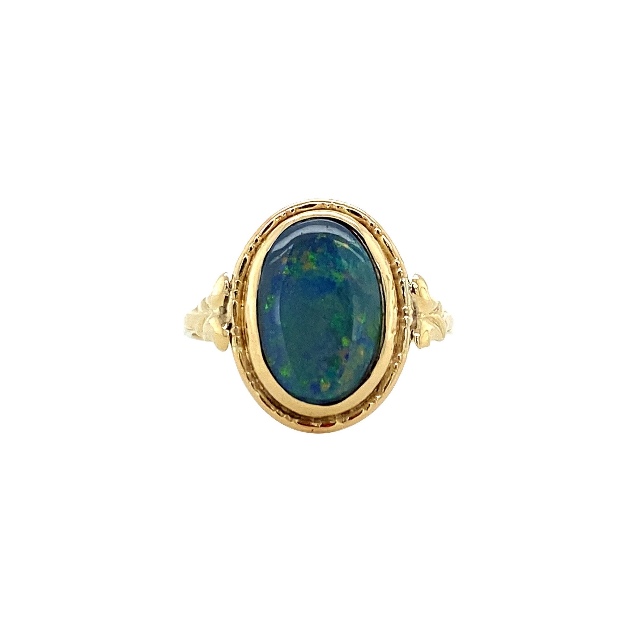 Gold ring with opal doublet, 14 kt