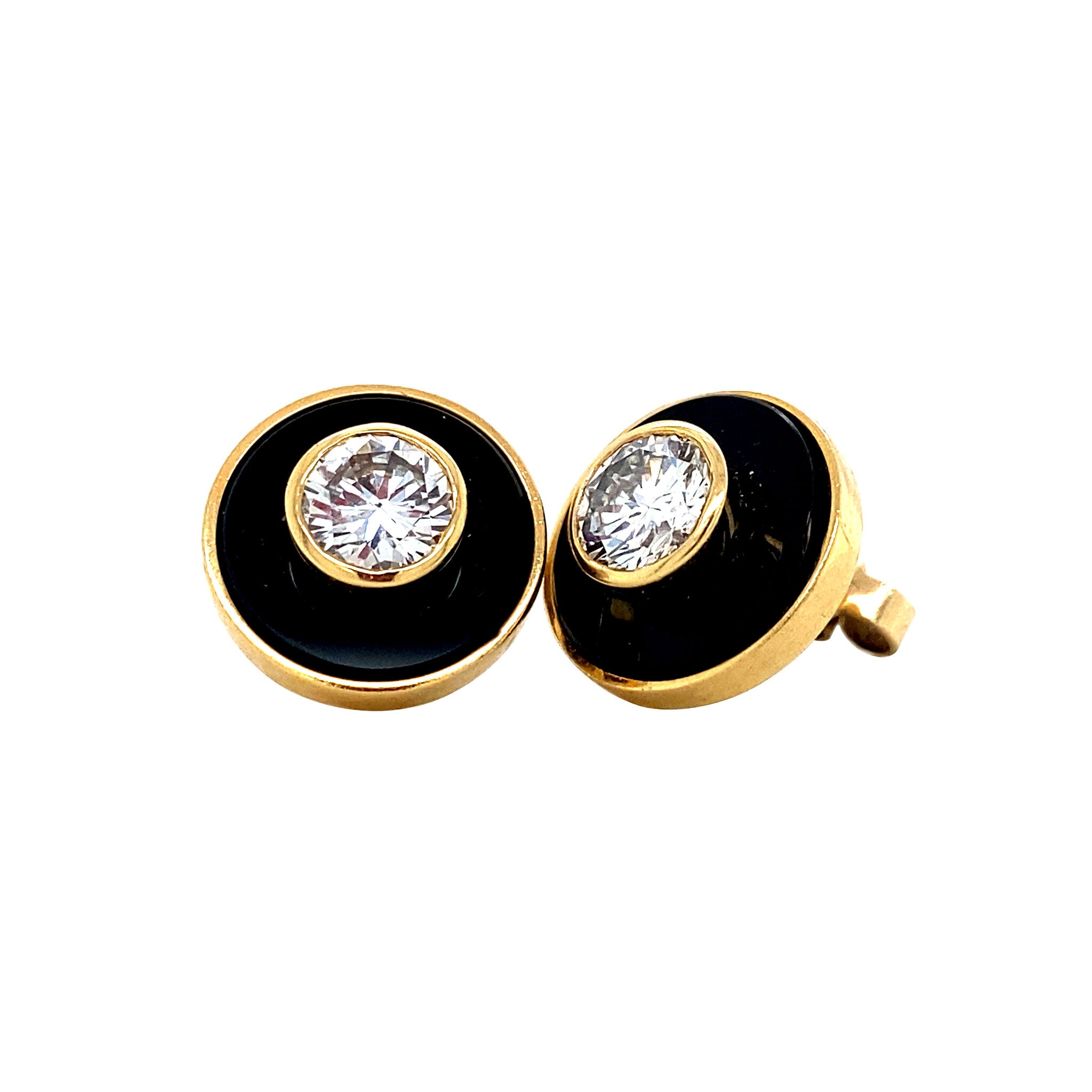 Vintage 18 kt gold stud earrings with onyx and diamond