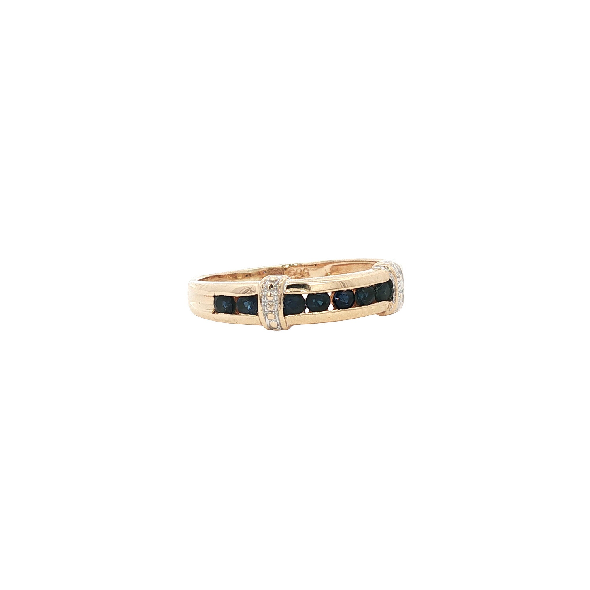Vintage 14 kt gold ring with sapphire