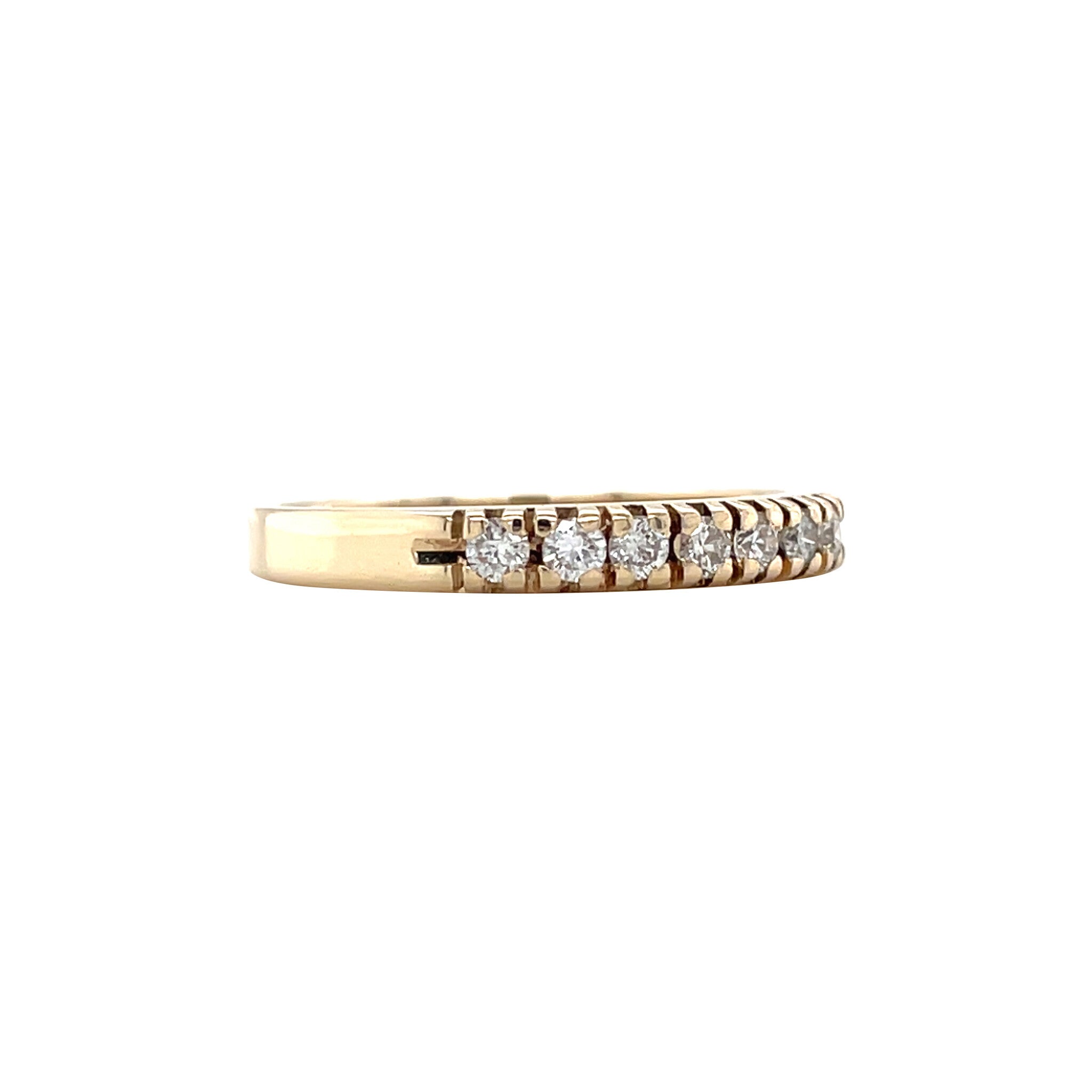 14 kt vintage gold row ring with a diamond