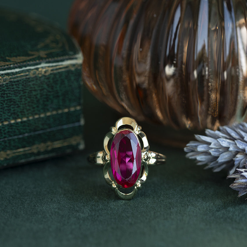 Vintage gold ring with ruby, 14 kt