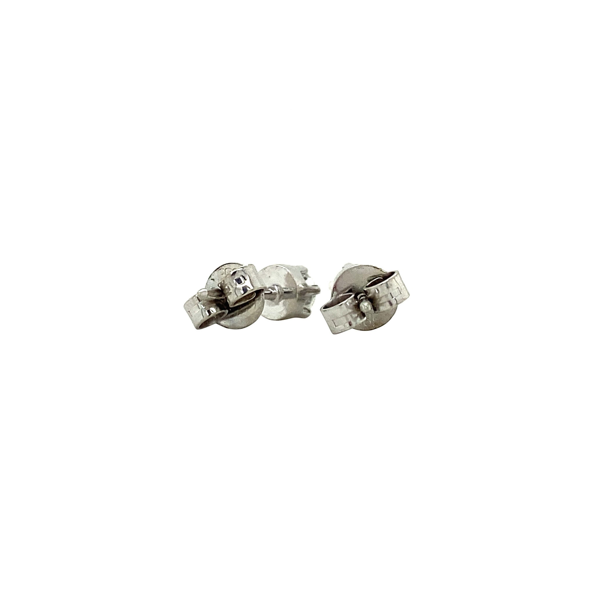 White gold solitaire ear studs with diamonds 14 krt
