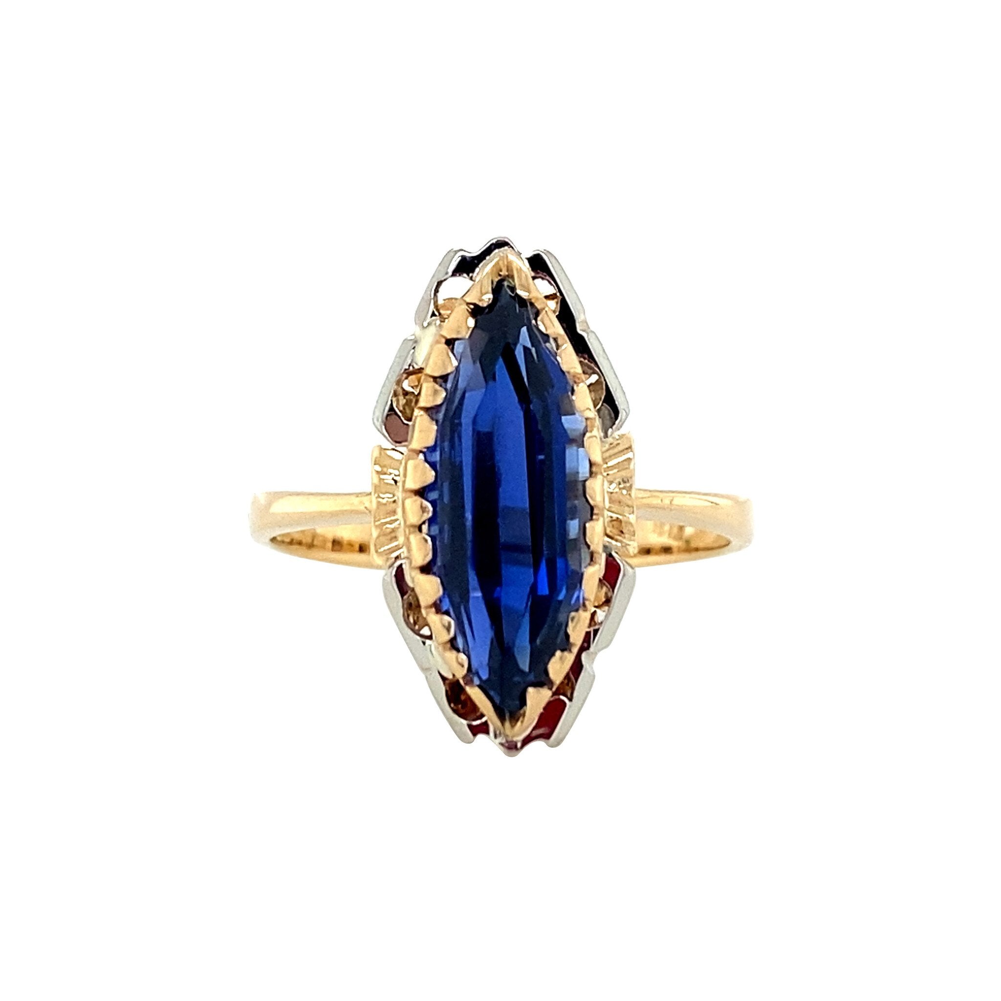 Gold ring with sapphire 18 kt