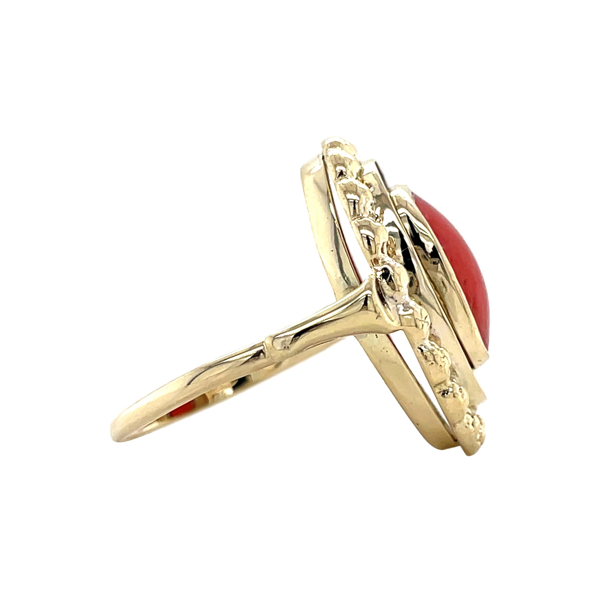 Gouden vintage ring met bloedkoraal 14 krt