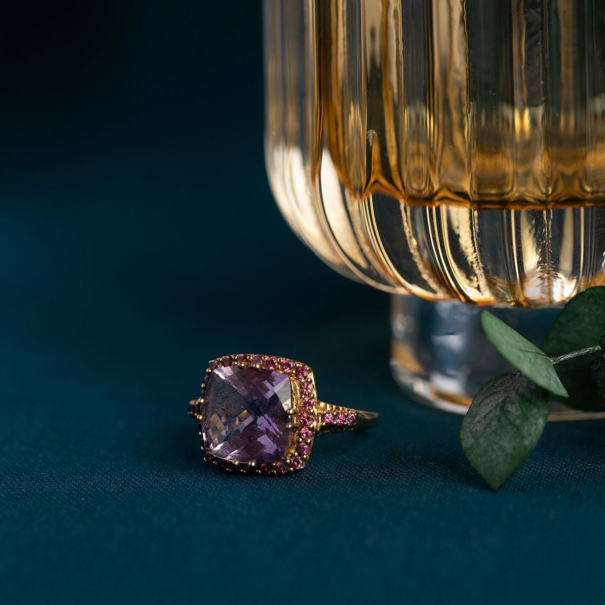Amethyst ring 9 kt