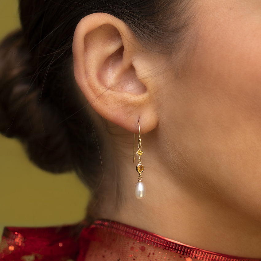 Gold earrings with citrine and pearl 14 kt