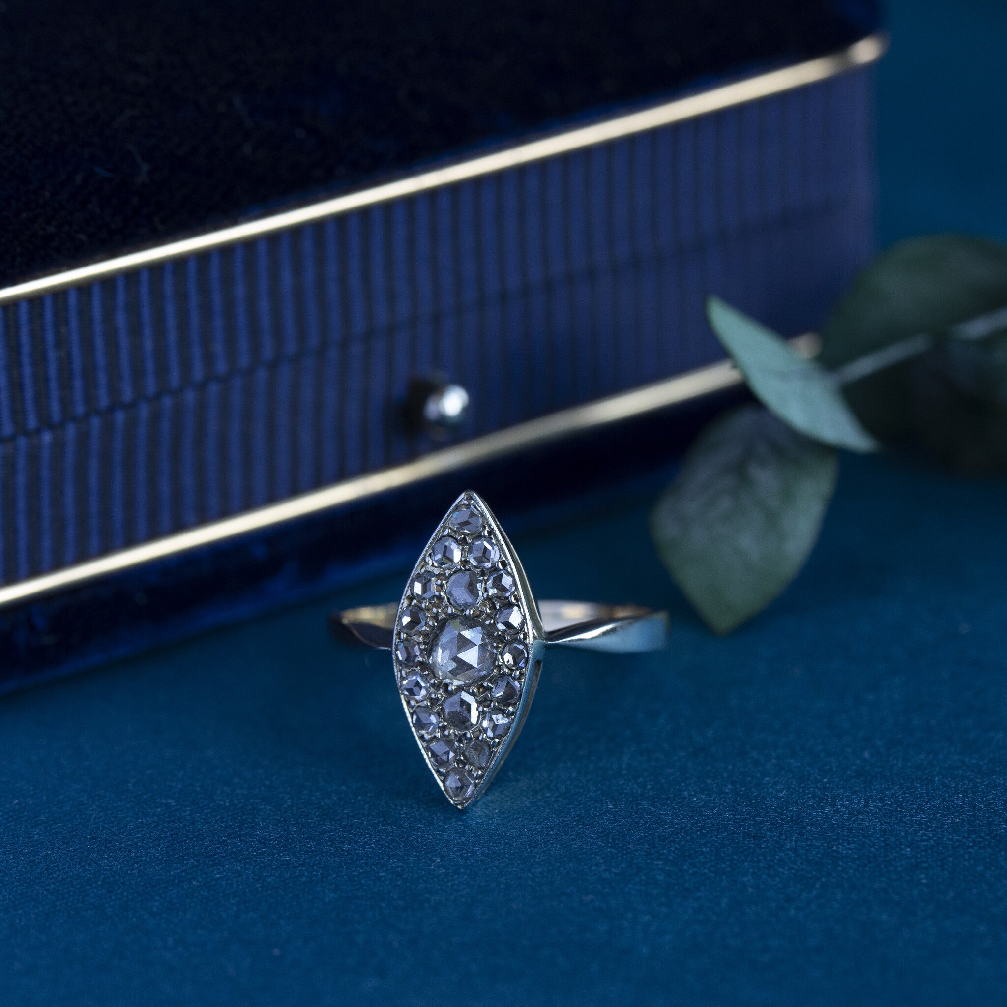 Bicolour gold ring with rose diamond 14 crt