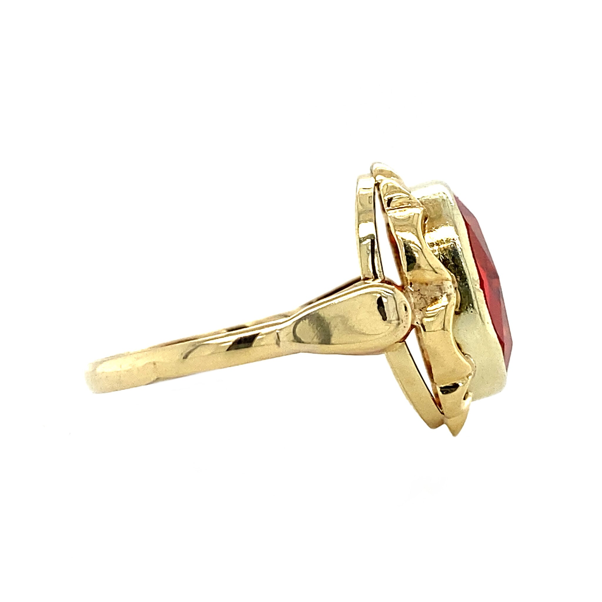 Gouden ring met oranje saffier 14 krt