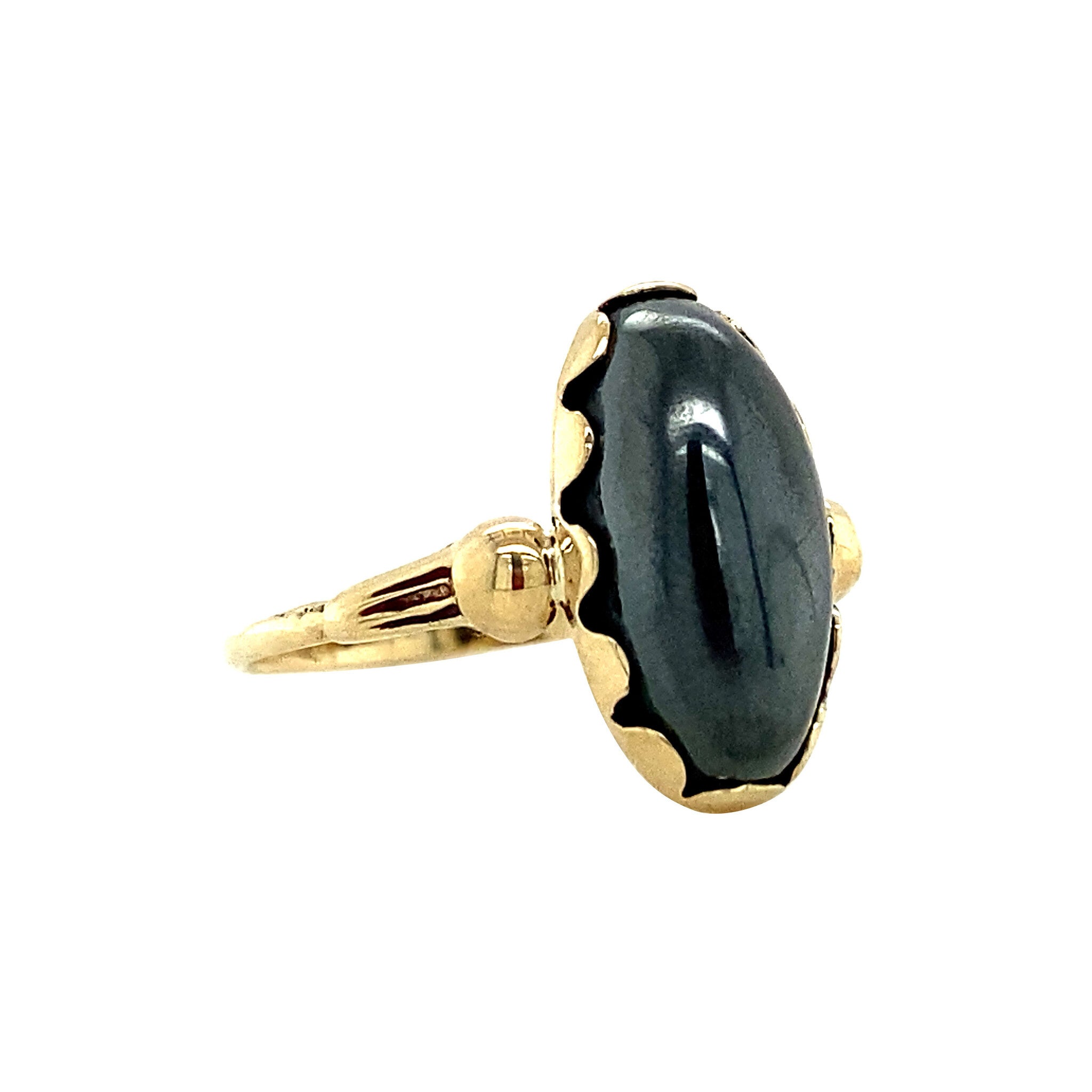 14 kt gold ring with hematite