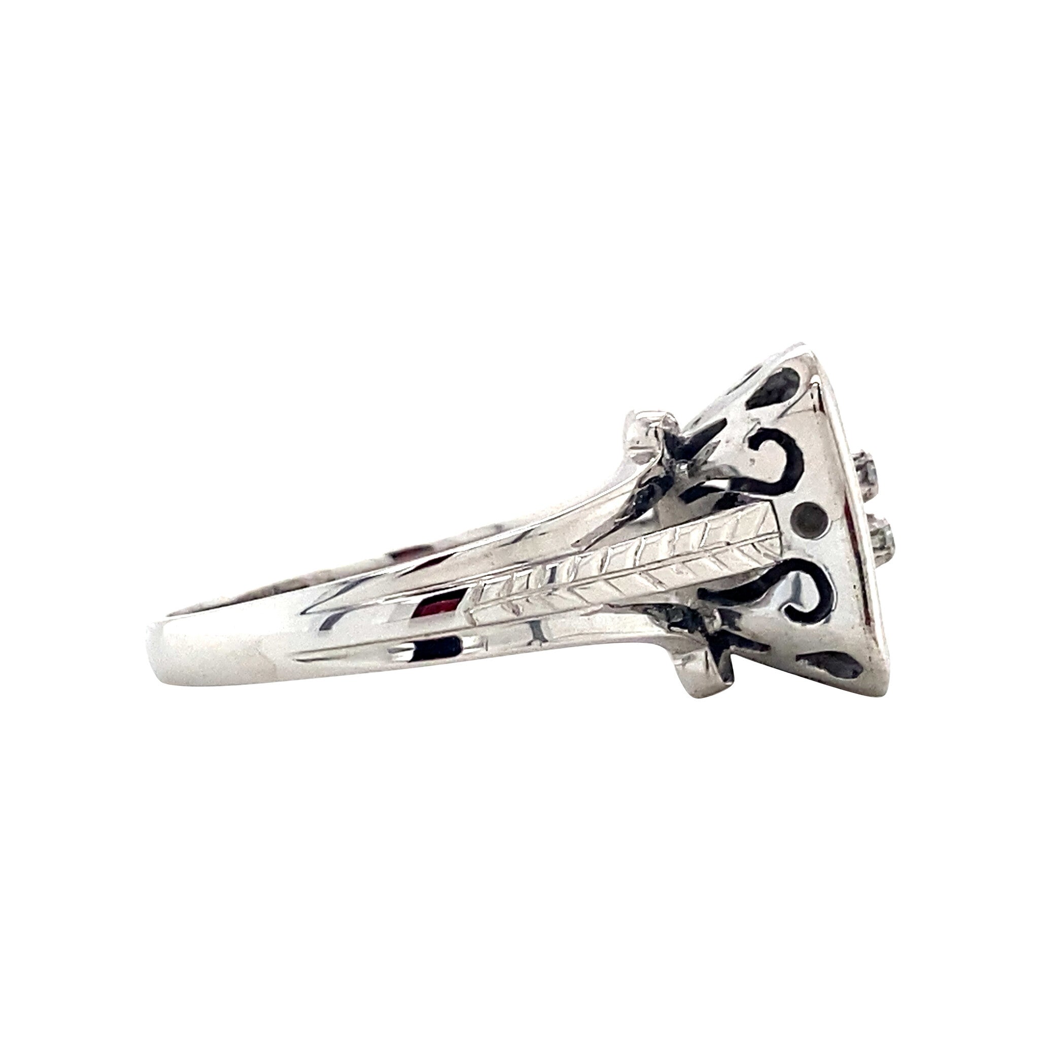 Witgouden ring met emaille en diamant 18 krt