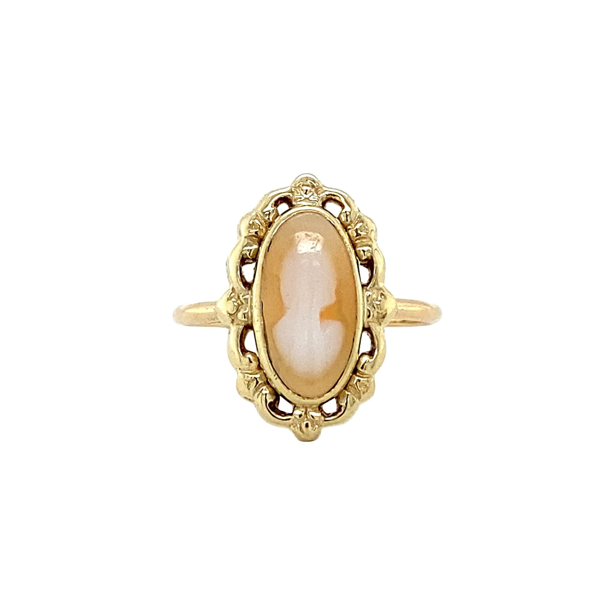 Gouden vintage ring met camee 14 krt