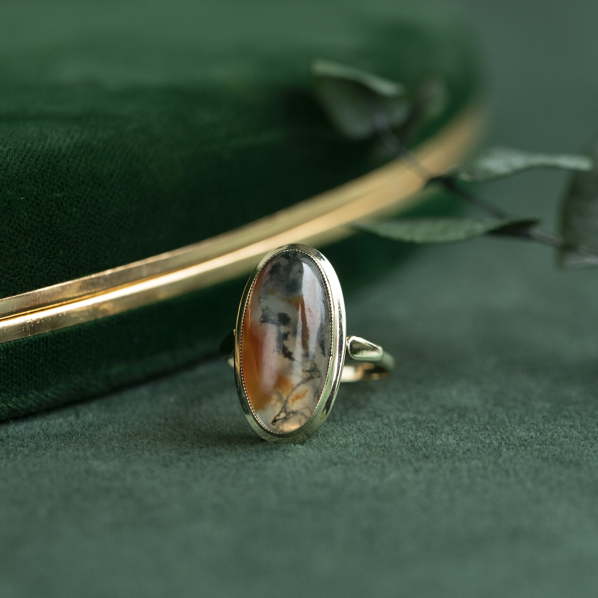 Gouden ring met mosagaat 14 krt