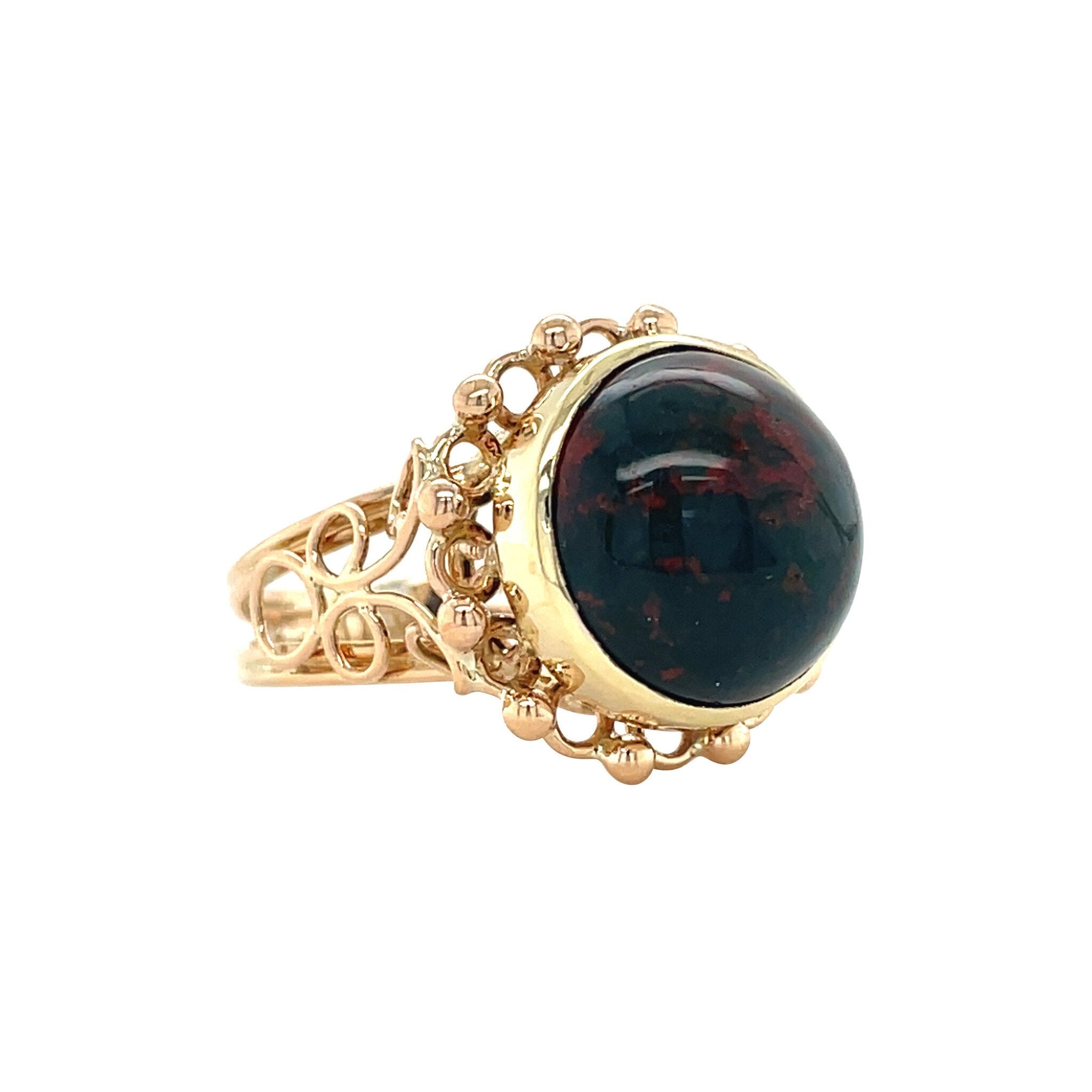 Gouden vintage ring met bloedsteen 14 kt