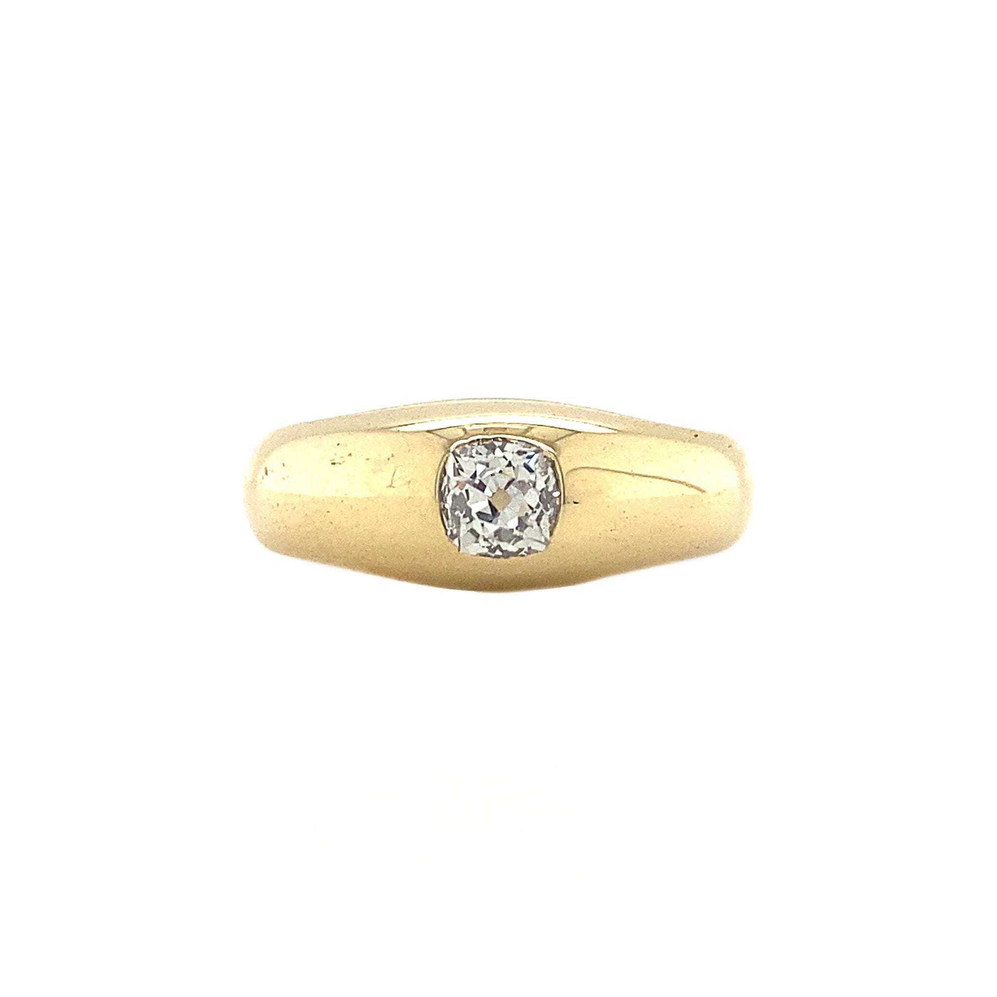 14 kt gold ring with a diamond