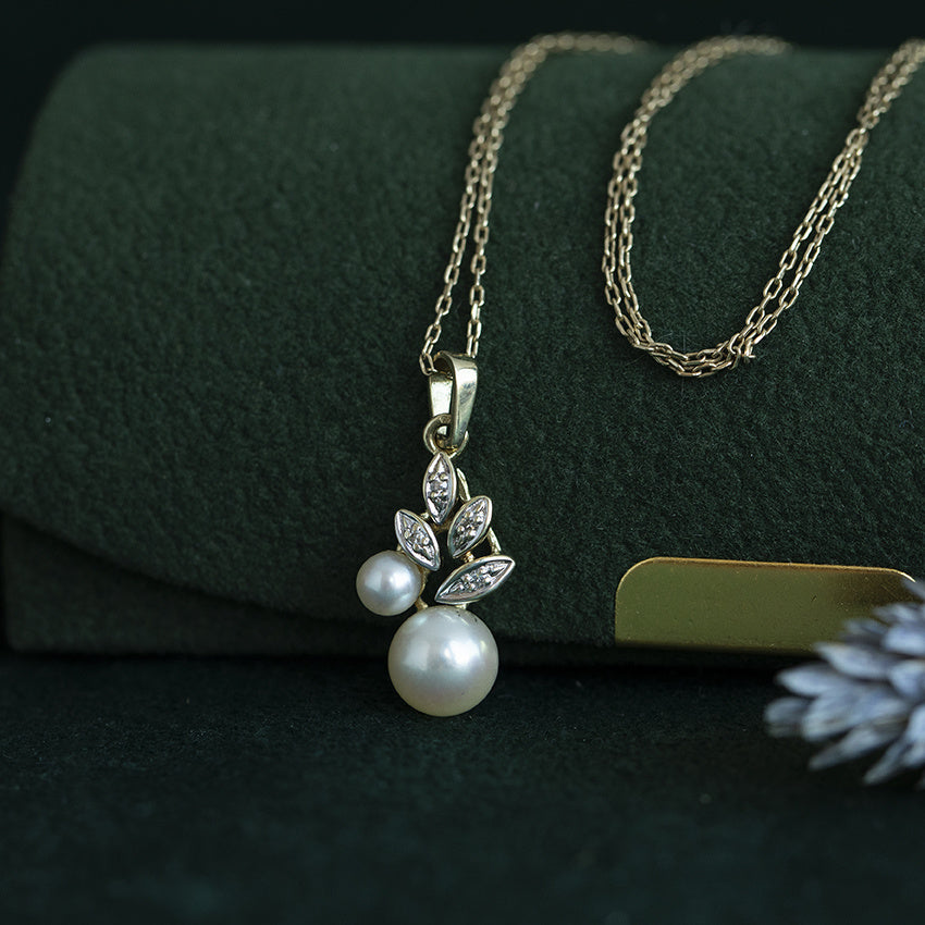 Vintage hanger met parel en diamant 8 kt