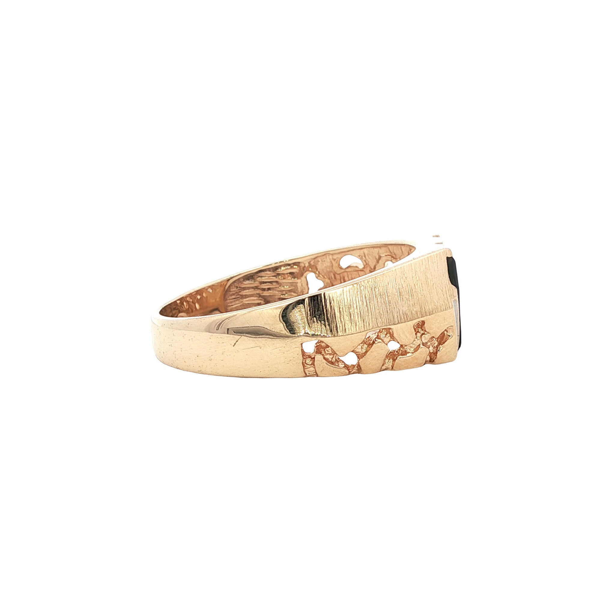 Vintage ring with onyx and diamond, 10 kt