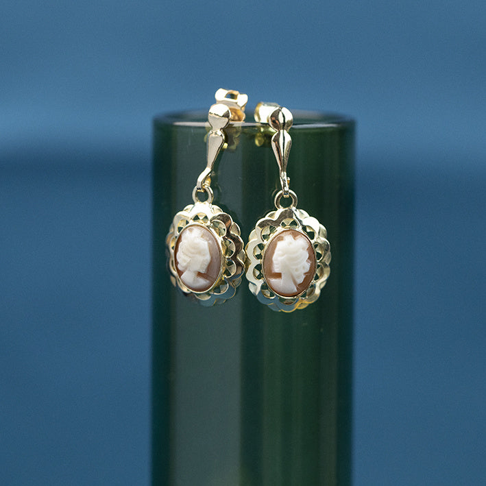 Gold earrings with cameo 14 crt