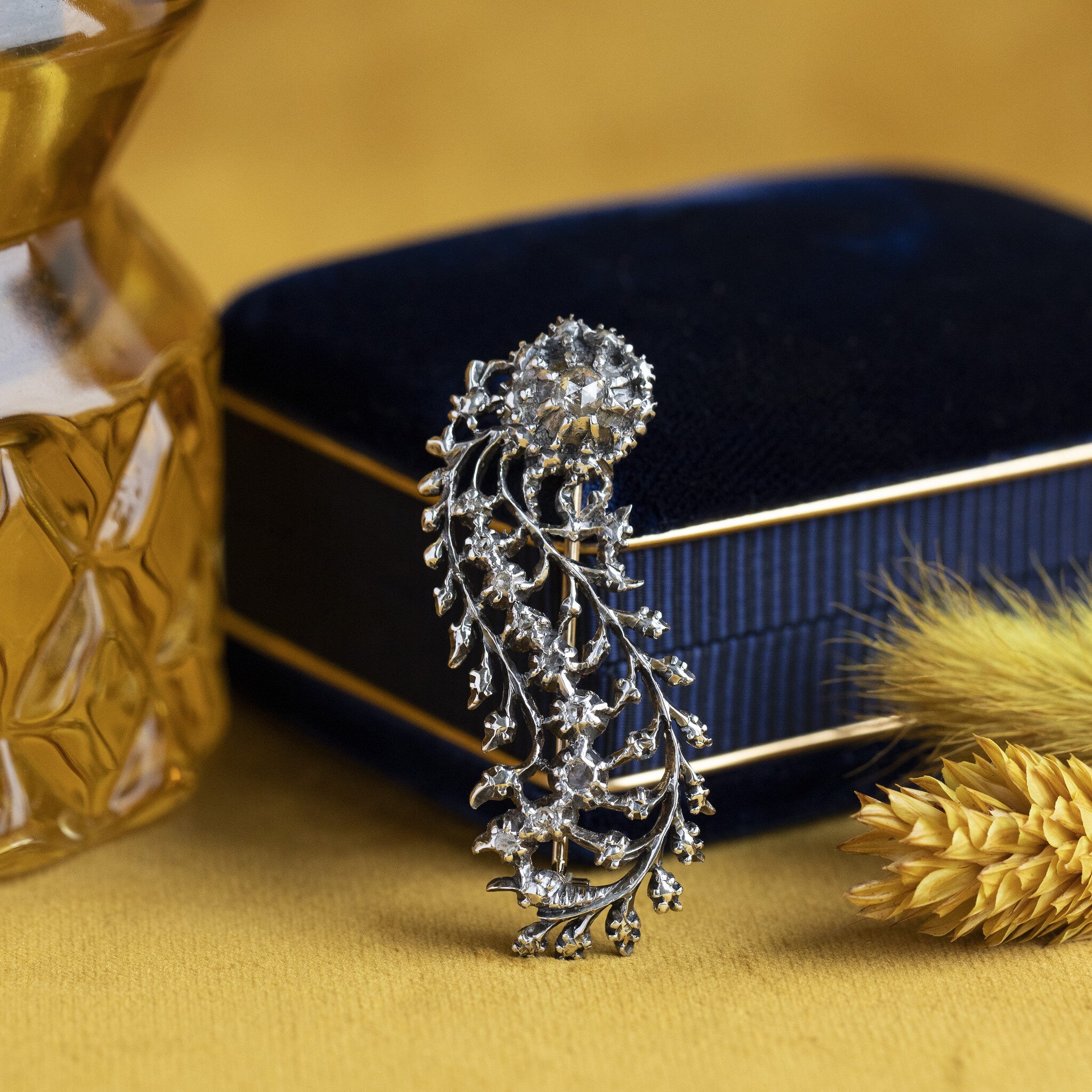 Gouden broche met roosdiamant 14 krt/925