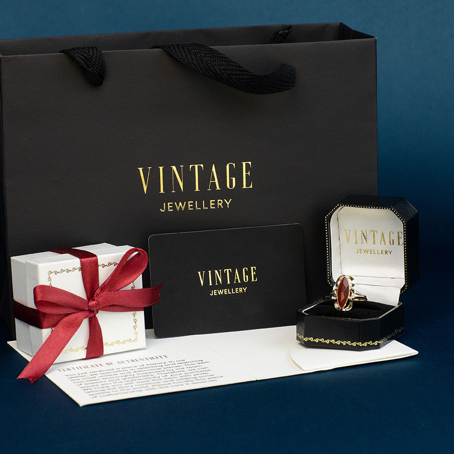 Gouden vintage ring met carneool 14 kt