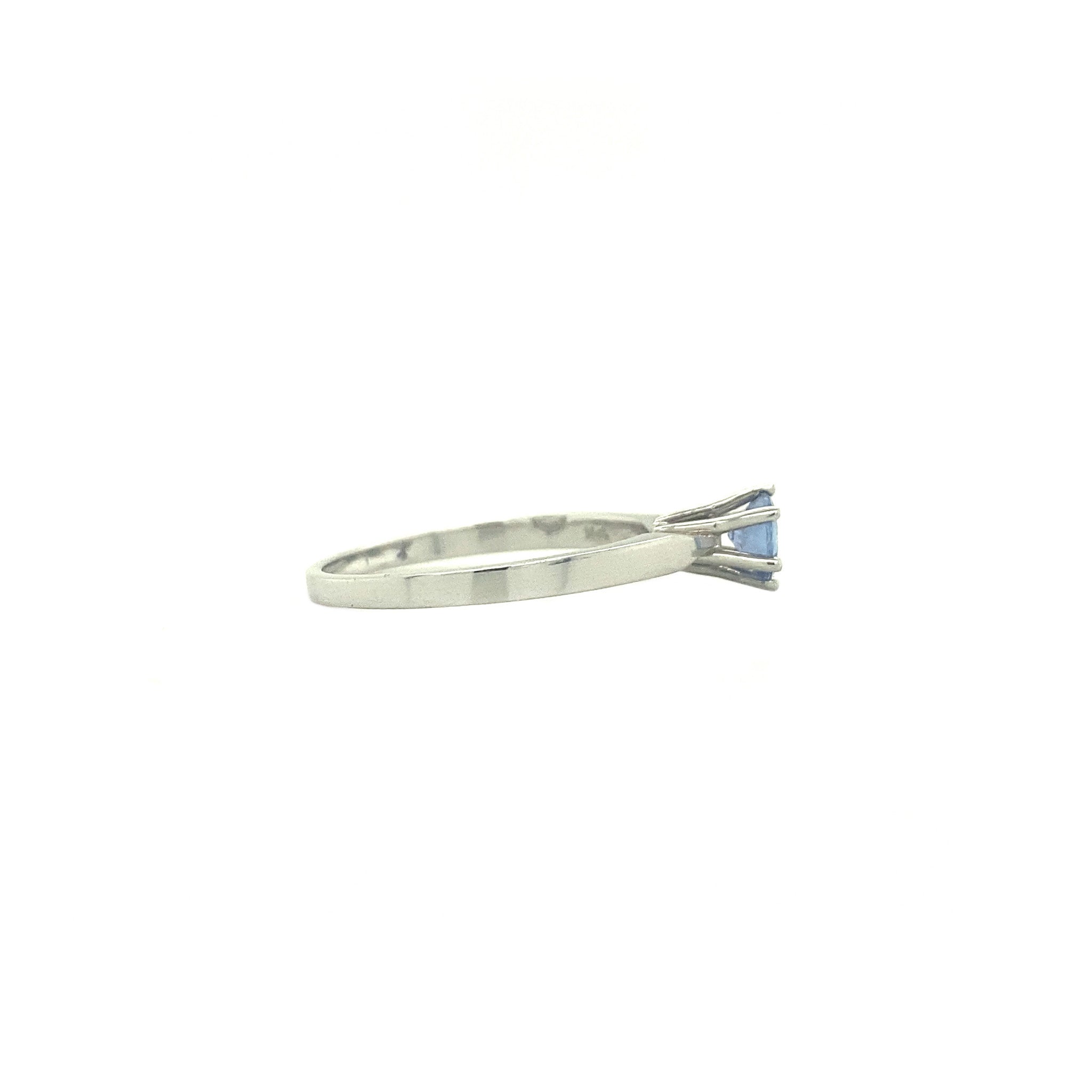 Witgouden ring met tanzaniet 14 krt