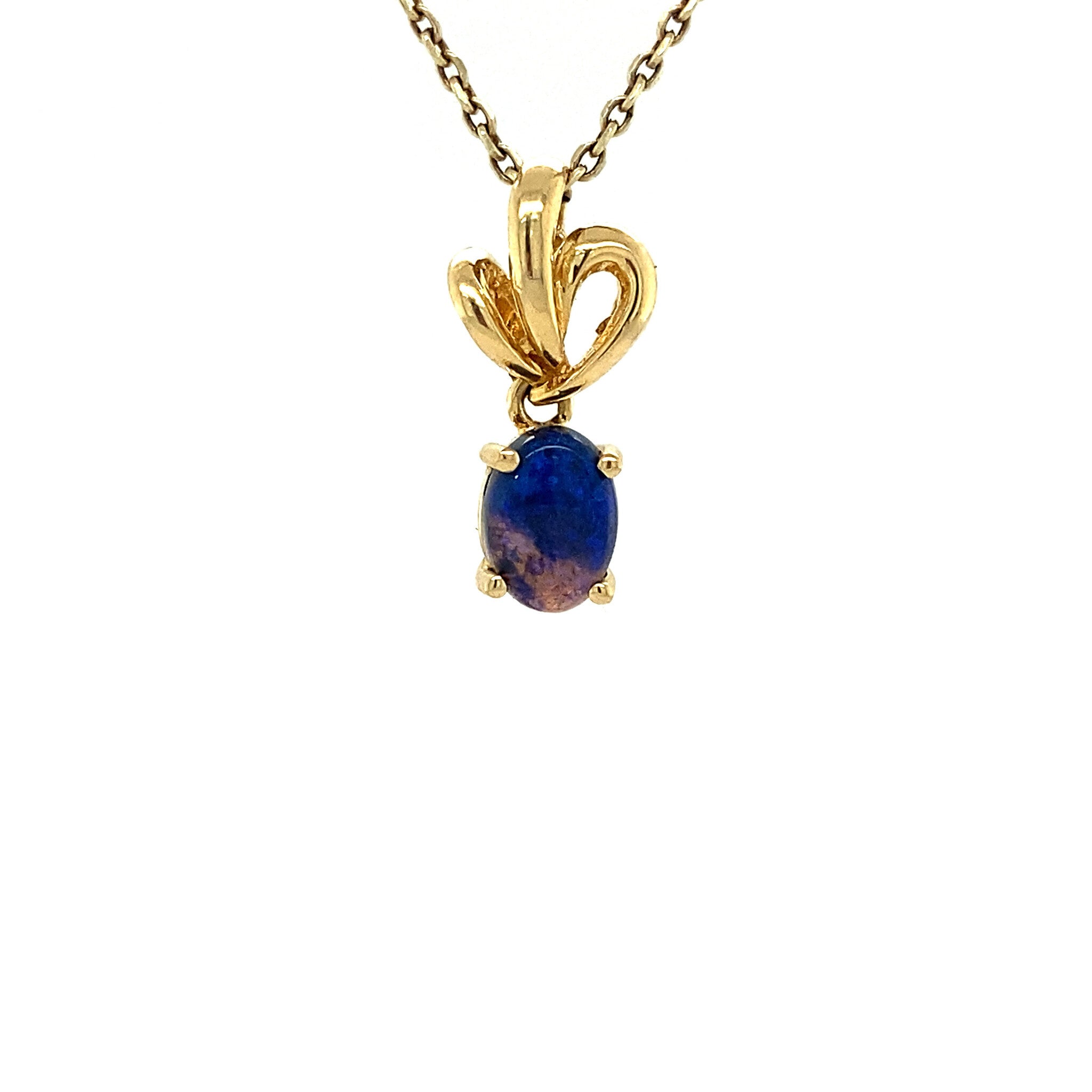 18 kt gold pendant with black opal